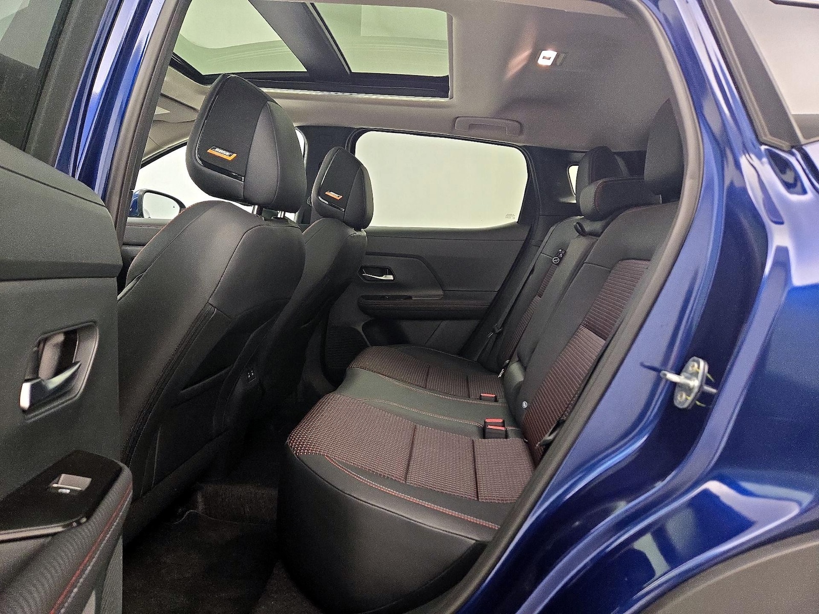 2025 Nissan Kicks SR AWD - Photo 21