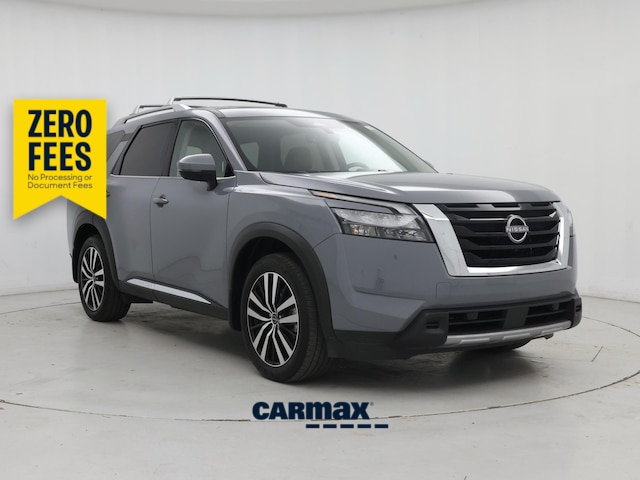 Gray 2025 Nissan Pathfinder Platinum FWD SUV / Crossover Front-Wheel Drive Automatic