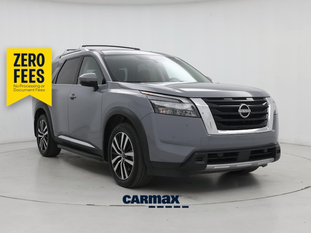 Gray 2025 Nissan Pathfinder Platinum FWD SUV / Crossover Front-Wheel Drive Automatic