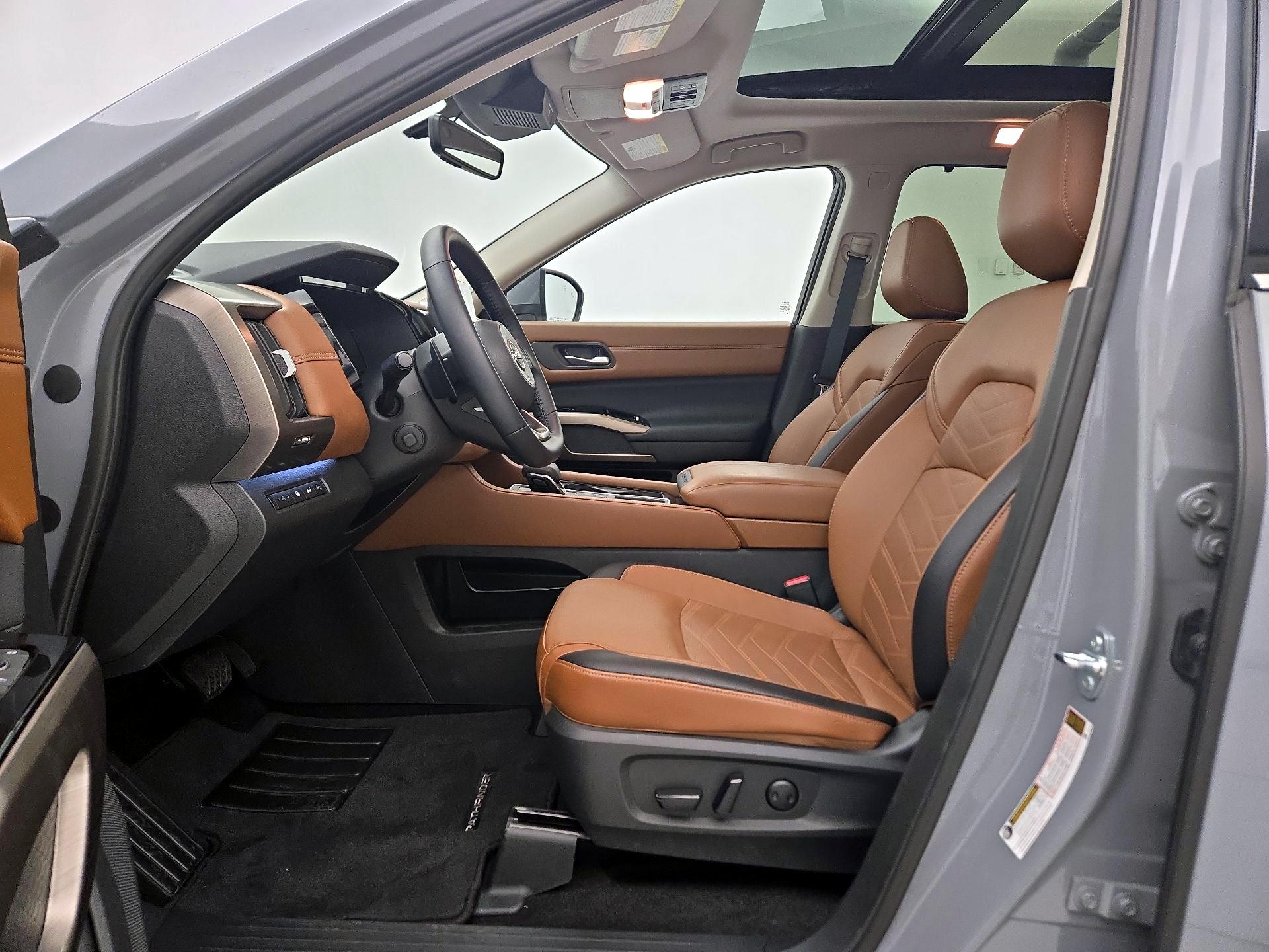 Thumbnail: 2025 Nissan Pathfinder - 11
