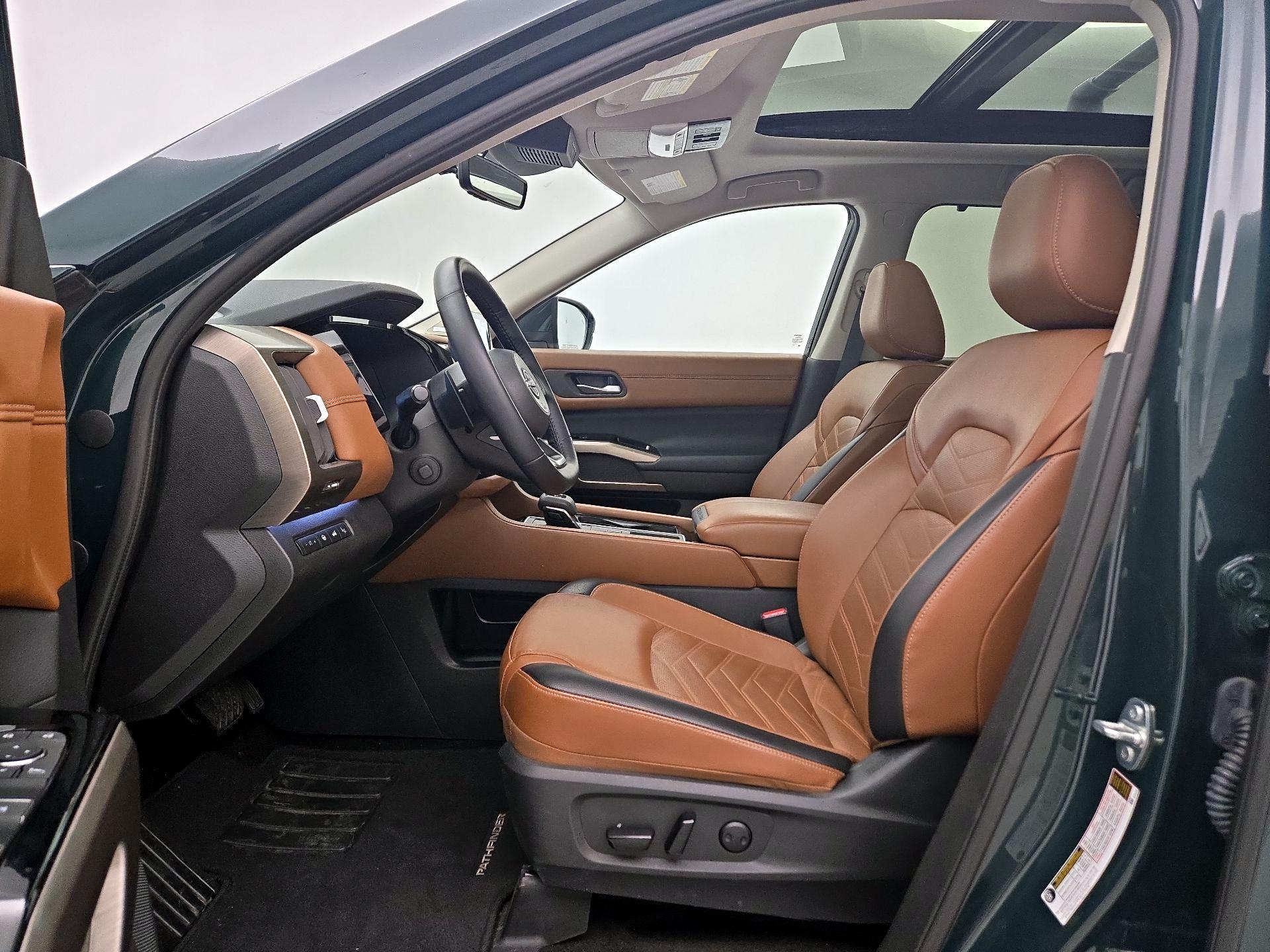 Thumbnail: 2024 Nissan Pathfinder - 11