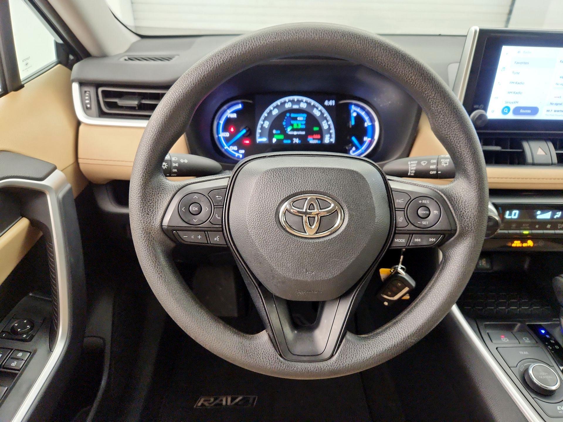 Thumbnail: 2024 Toyota RAV4 - 10