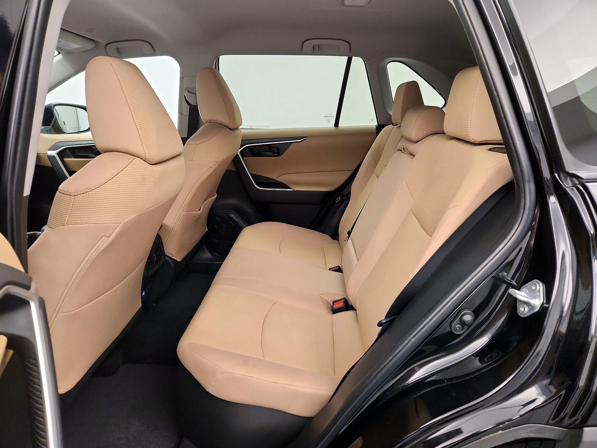 Thumbnail: 2024 Toyota RAV4 - 19