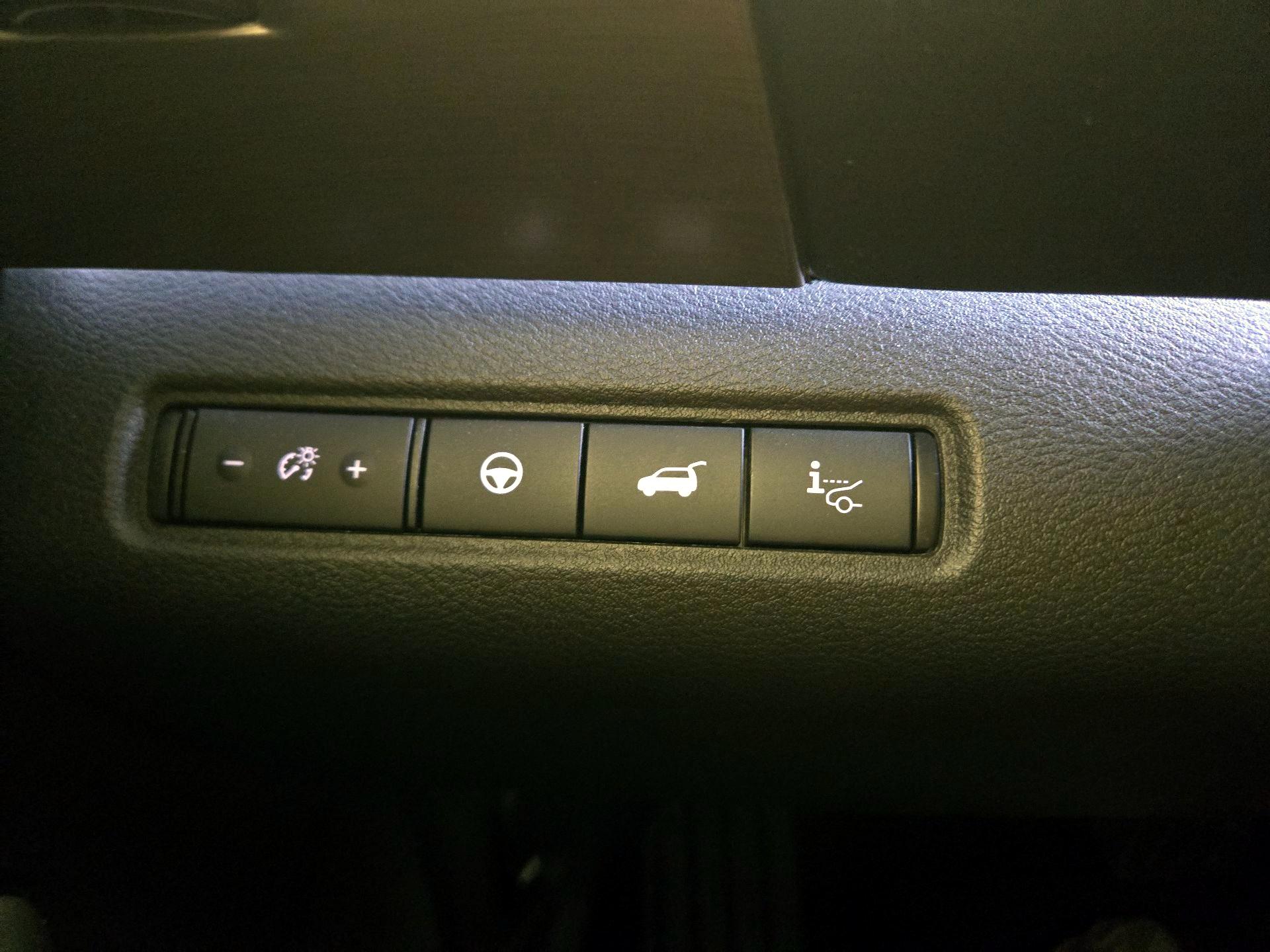 Thumbnail: 2025 Nissan Pathfinder - 13