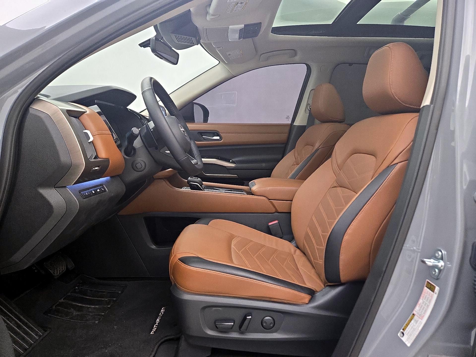 Thumbnail: 2025 Nissan Pathfinder - 11
