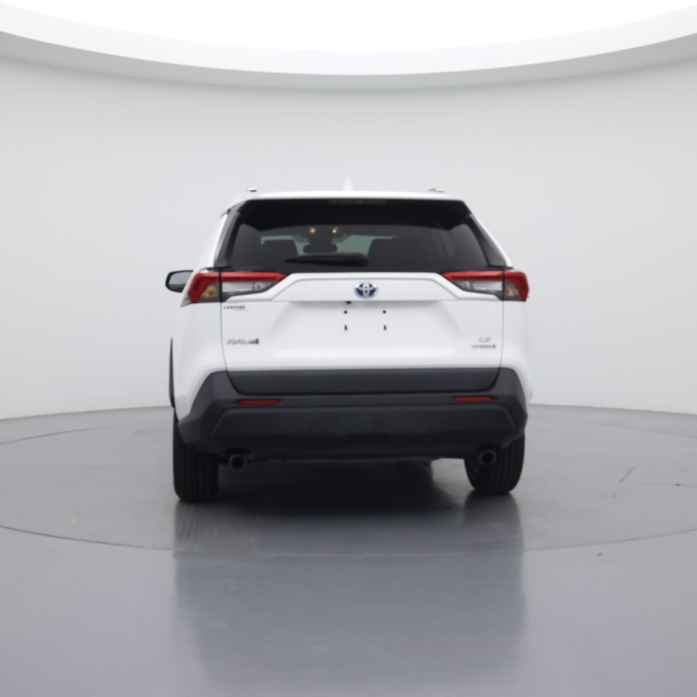 Thumbnail: 2021 Toyota RAV4 - 6