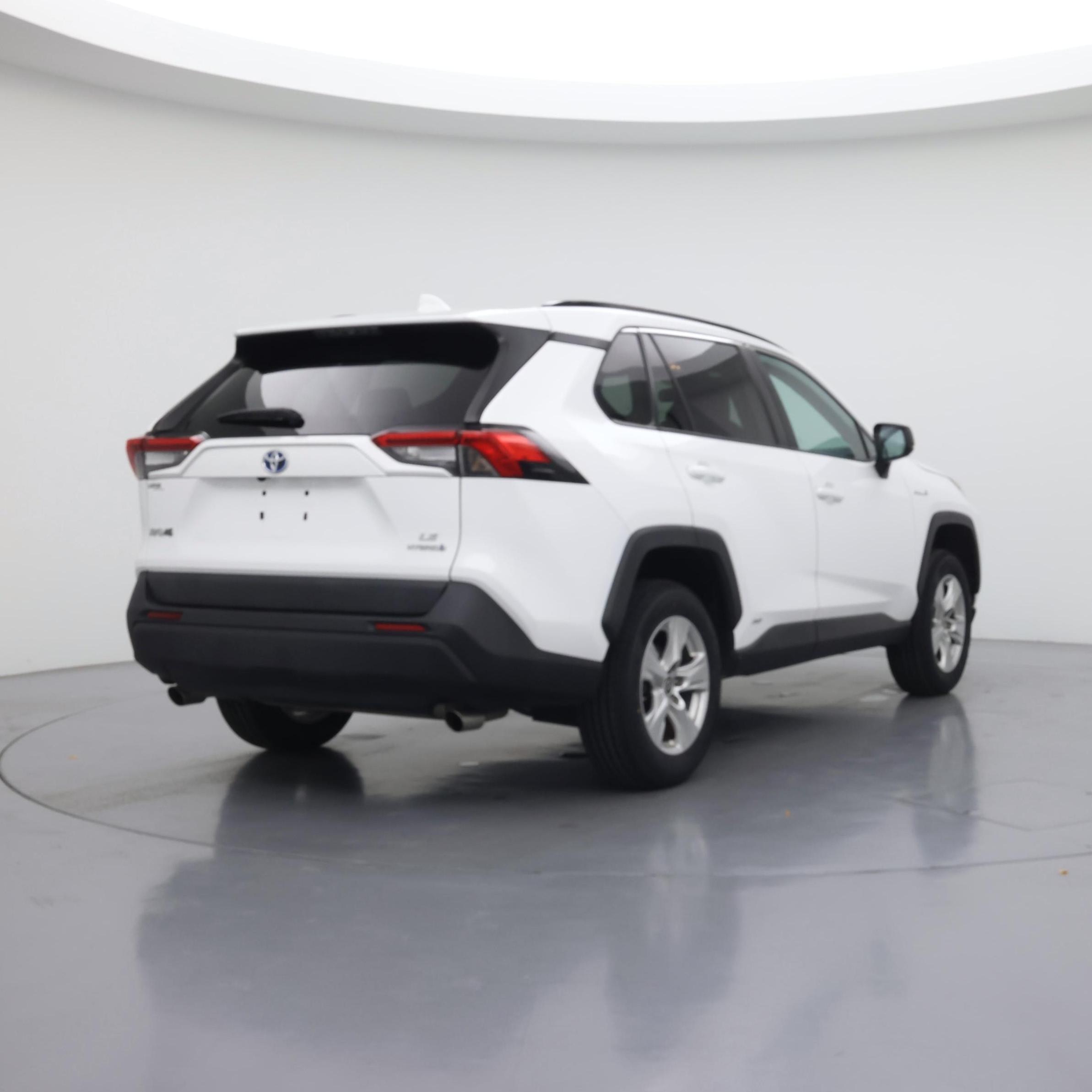 Thumbnail: 2021 Toyota RAV4 - 8