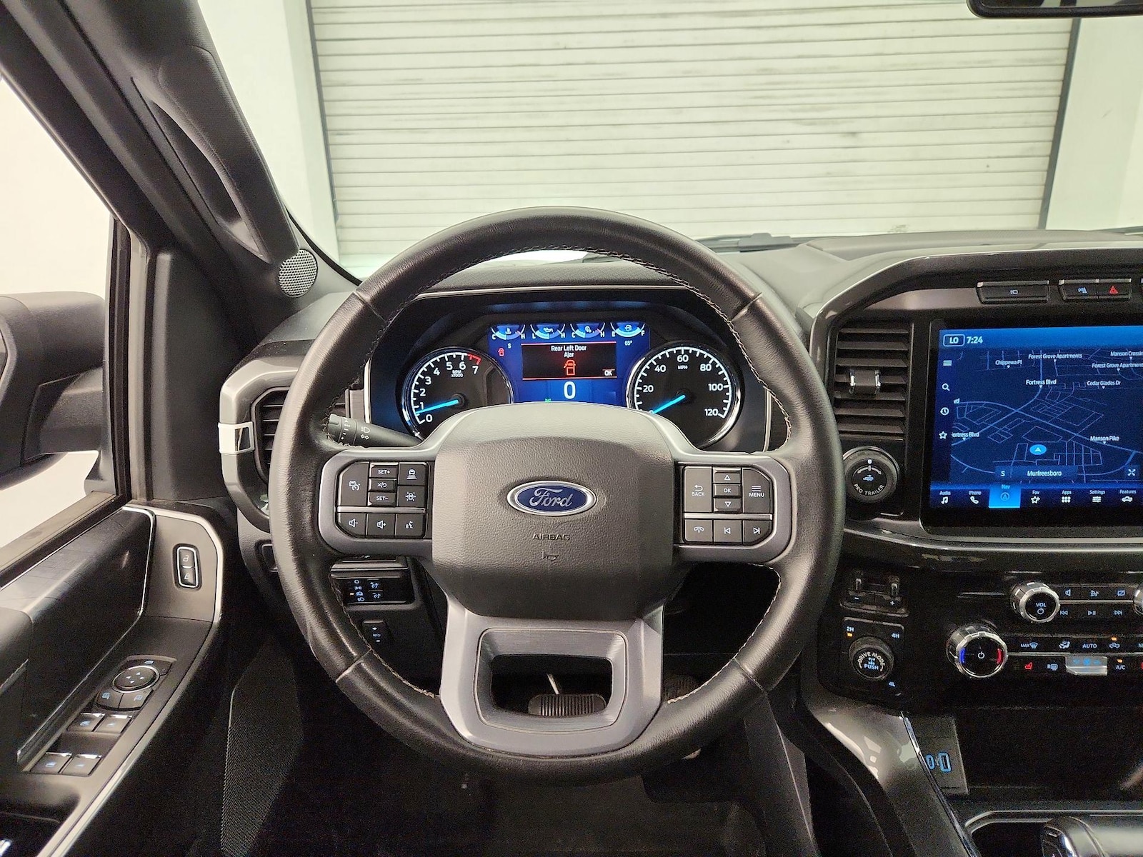 2023 Ford F-150 XLT - Photo 11