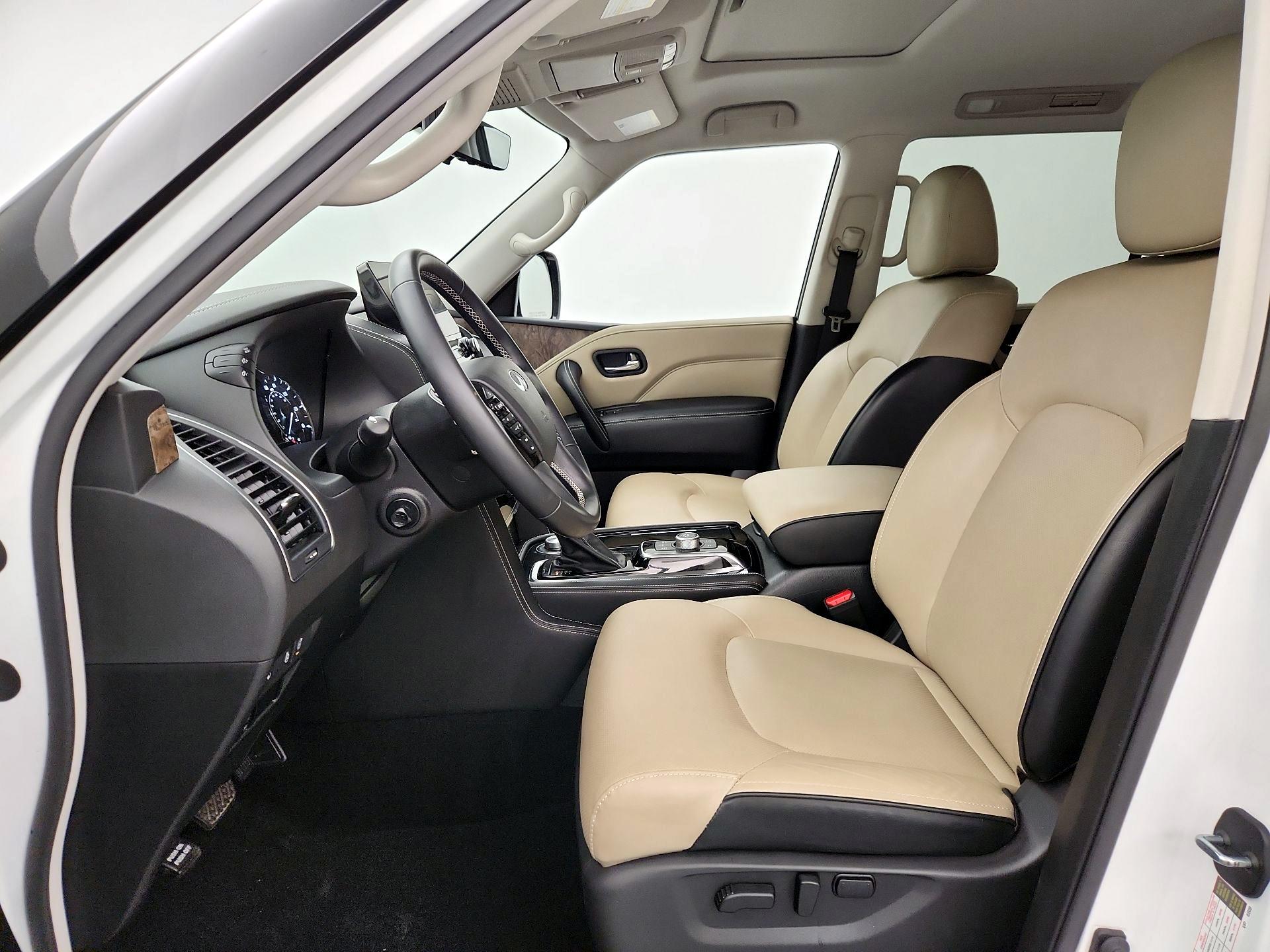 Thumbnail: 2023 INFINITI QX80 - 11