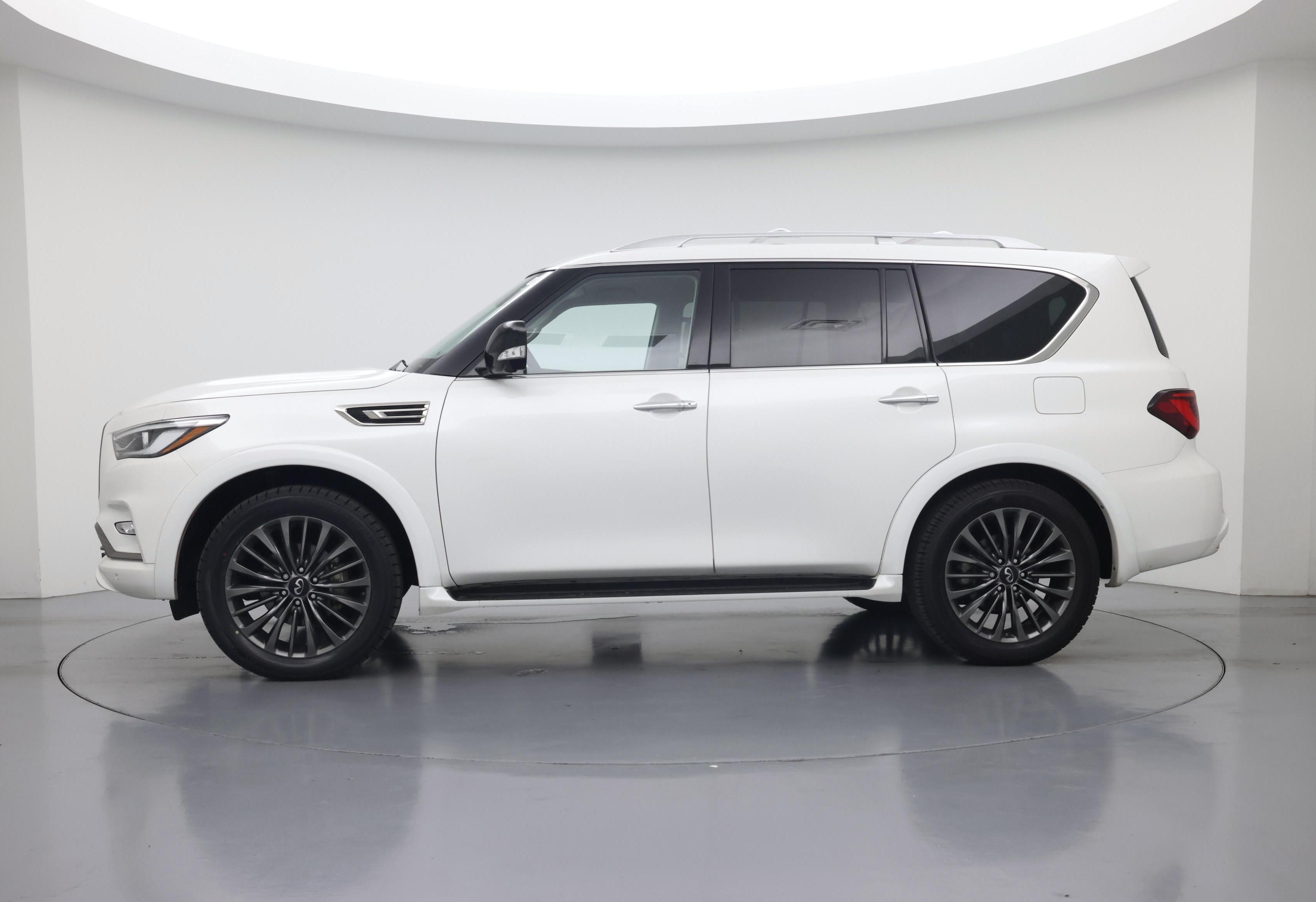 Thumbnail: 2023 INFINITI QX80 - 3