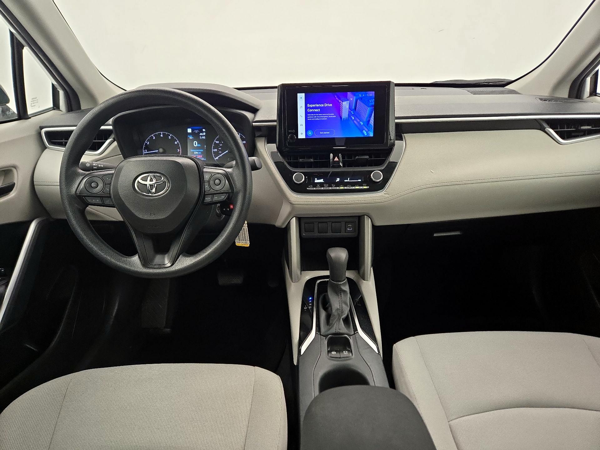Thumbnail: 2024 Toyota Corolla Cross - 9