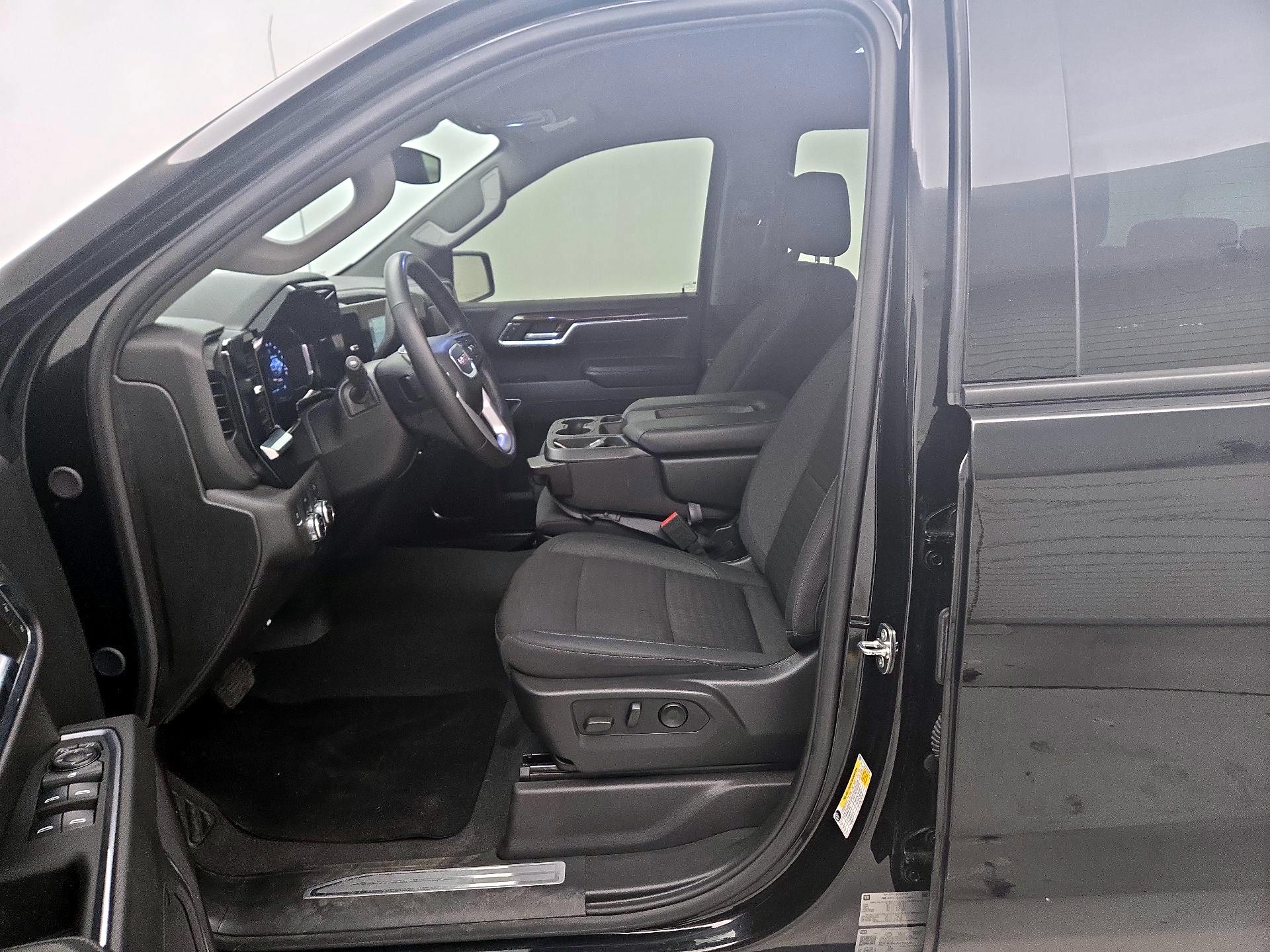 Thumbnail: 2024 GMC Sierra 1500 - 11