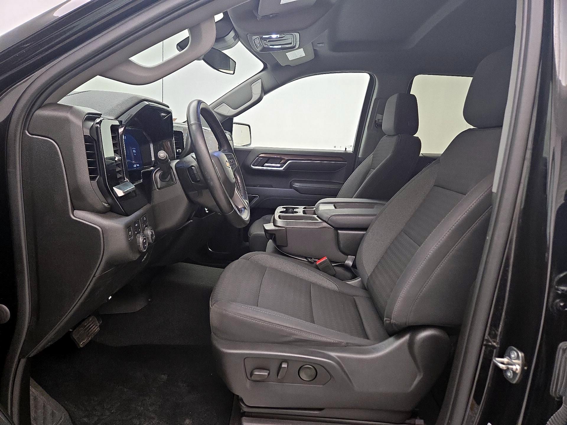 Thumbnail: 2023 Chevrolet Silverado 1500 - 11
