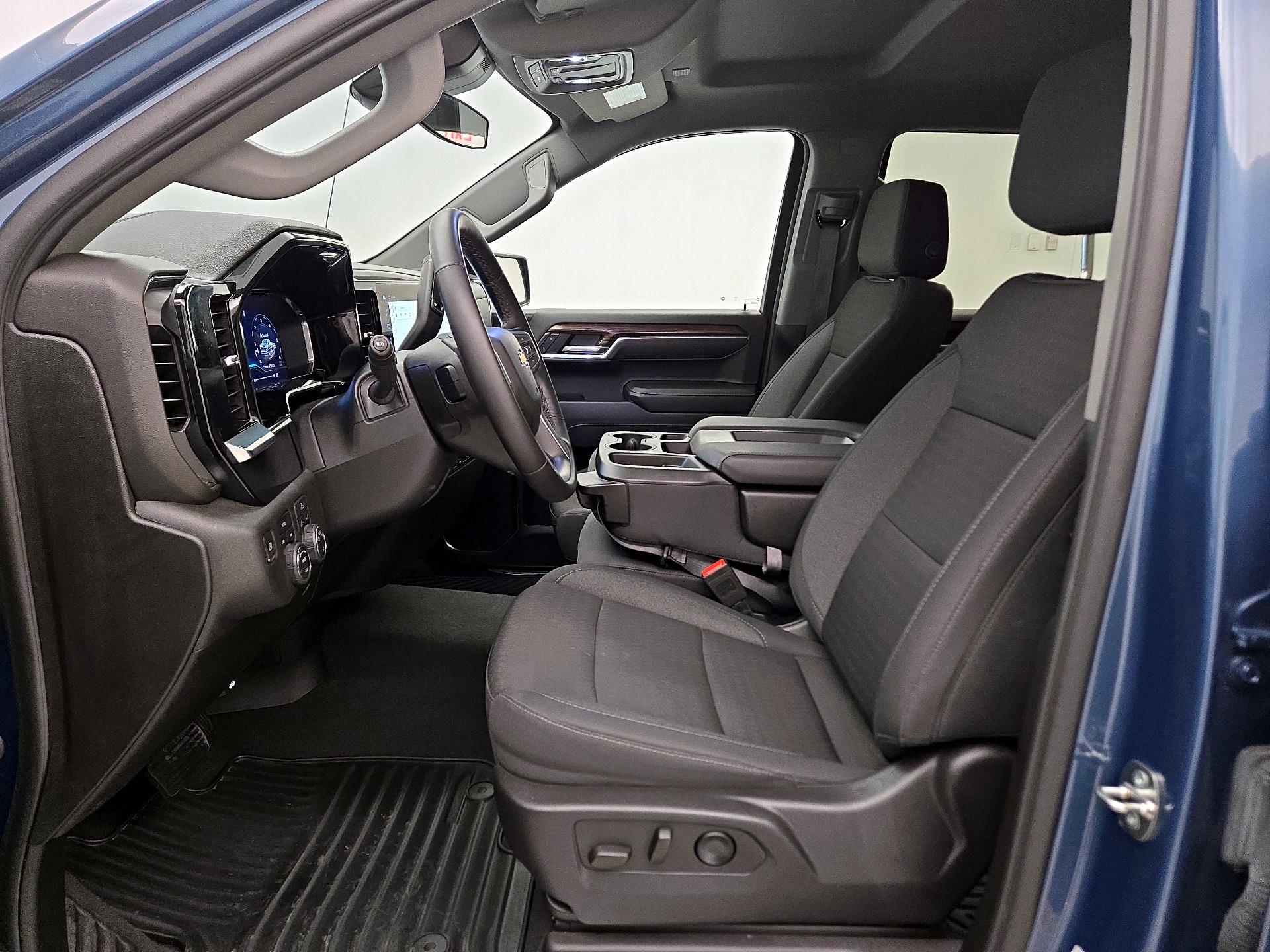 Thumbnail: 2024 Chevrolet Silverado 1500 - 11