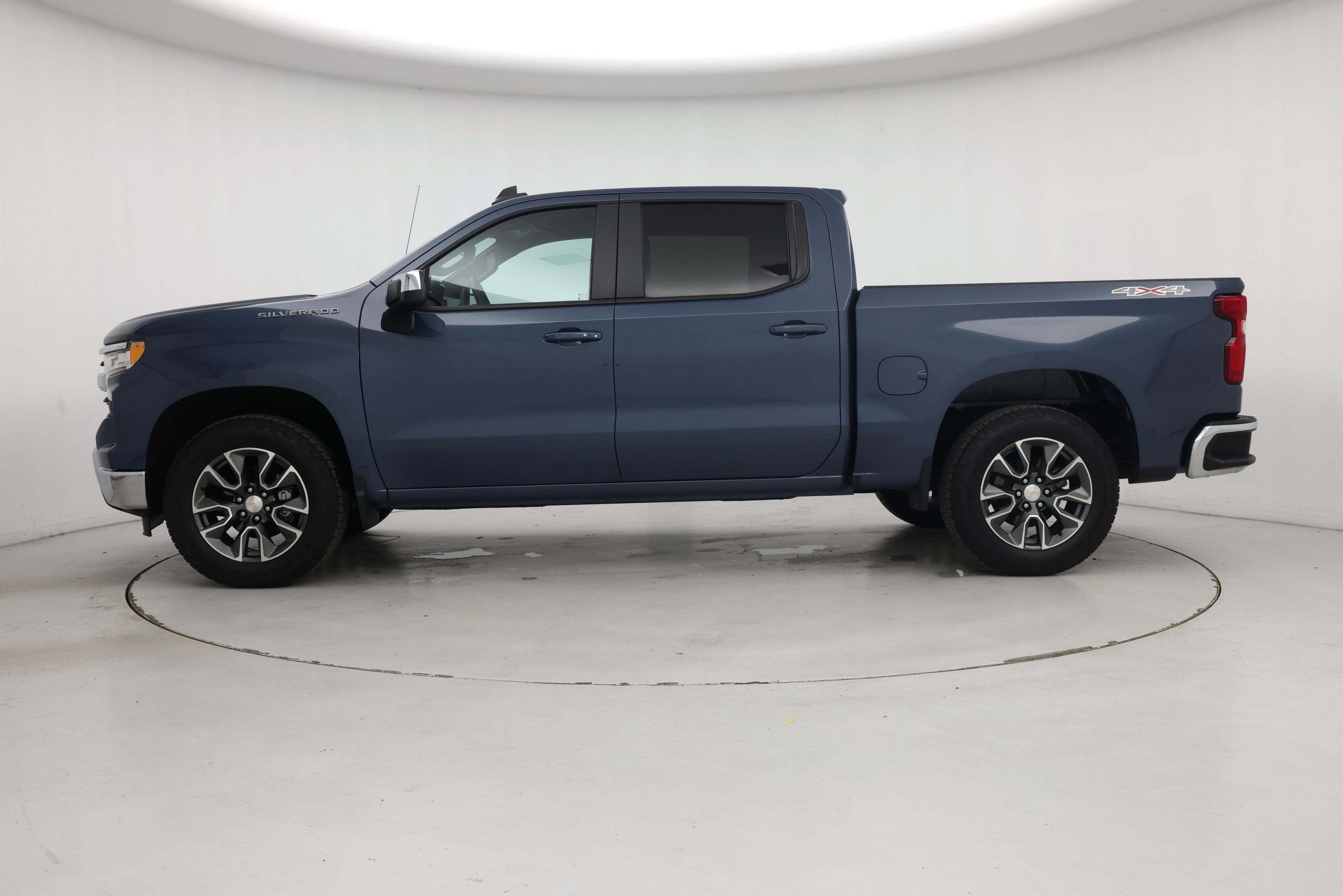Thumbnail: 2024 Chevrolet Silverado 1500 - 3