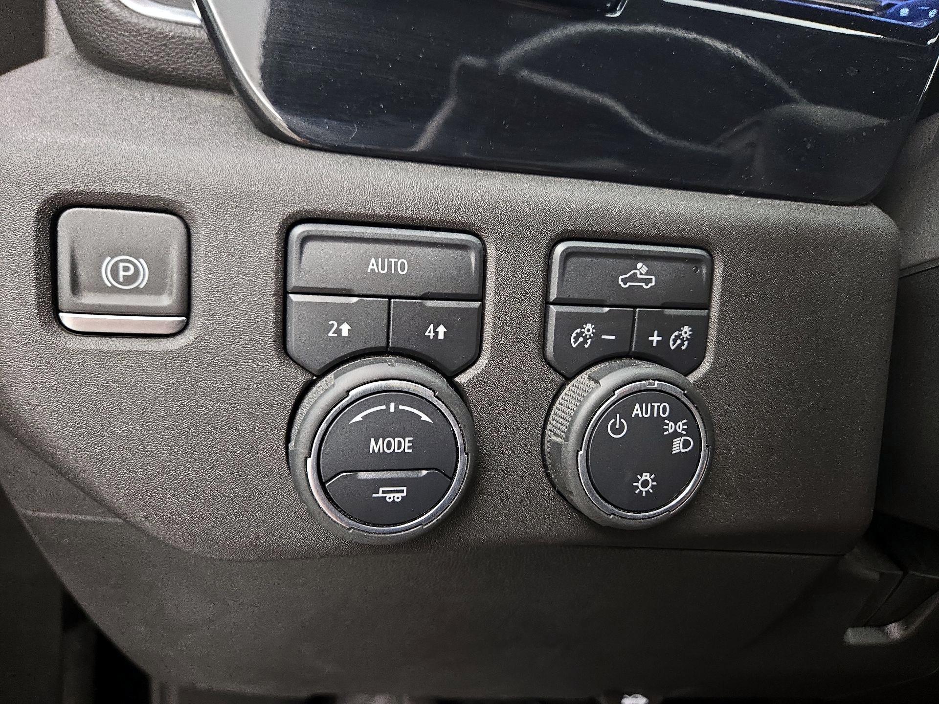 Thumbnail: 2024 Chevrolet Silverado 1500 - 13