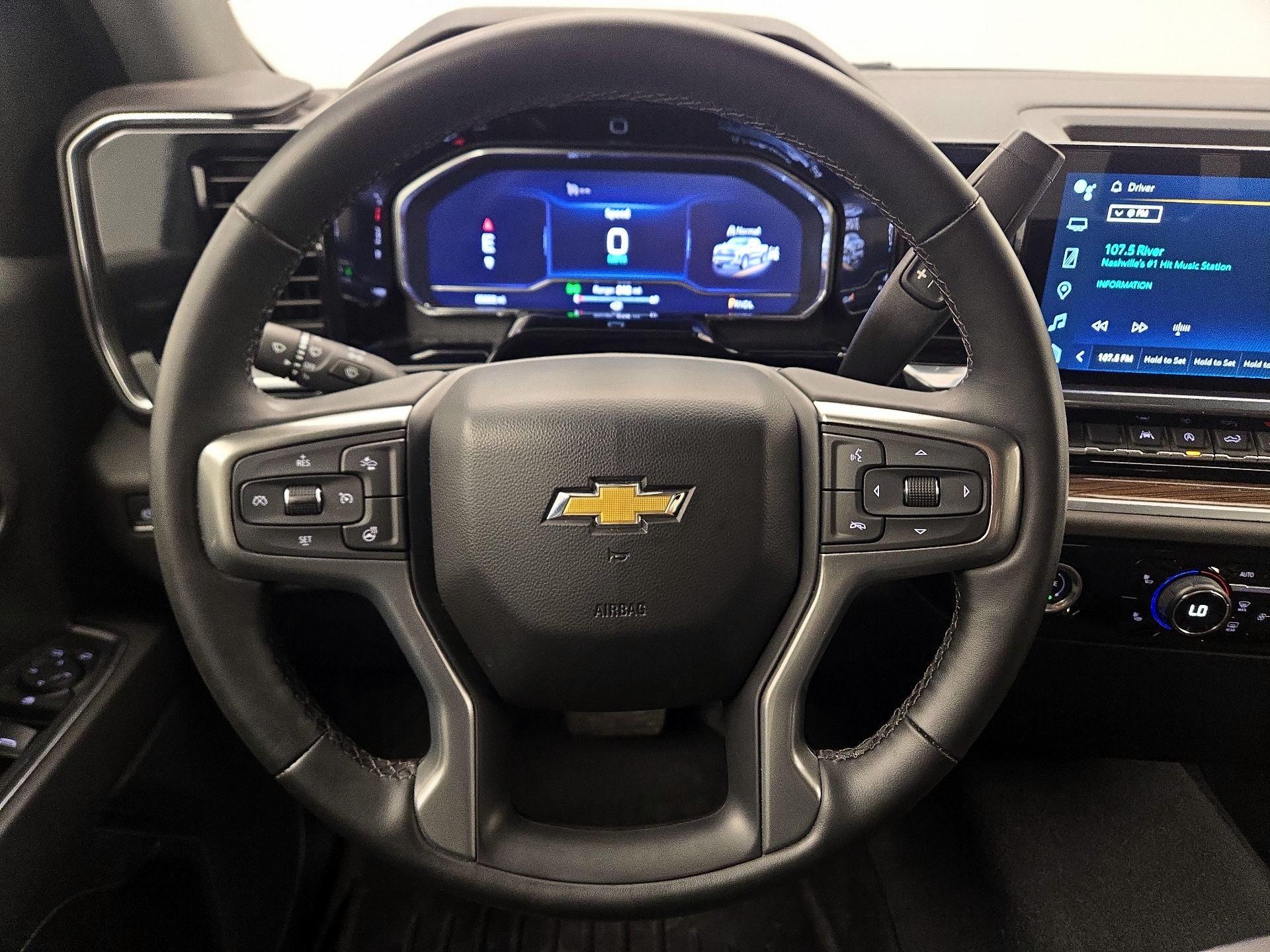 Thumbnail: 2024 Chevrolet Silverado 1500 - 10
