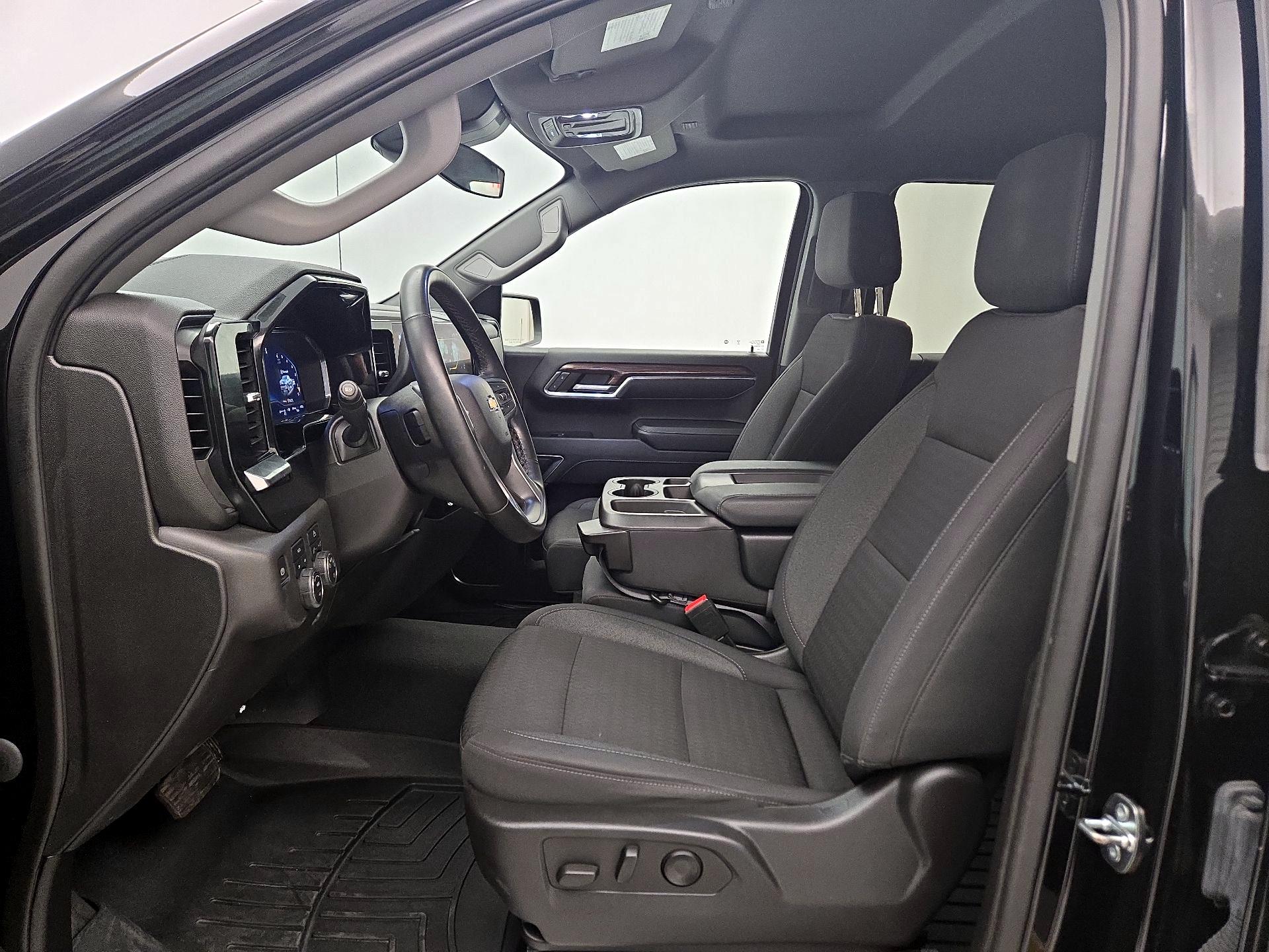 Thumbnail: 2023 Chevrolet Silverado 1500 - 11