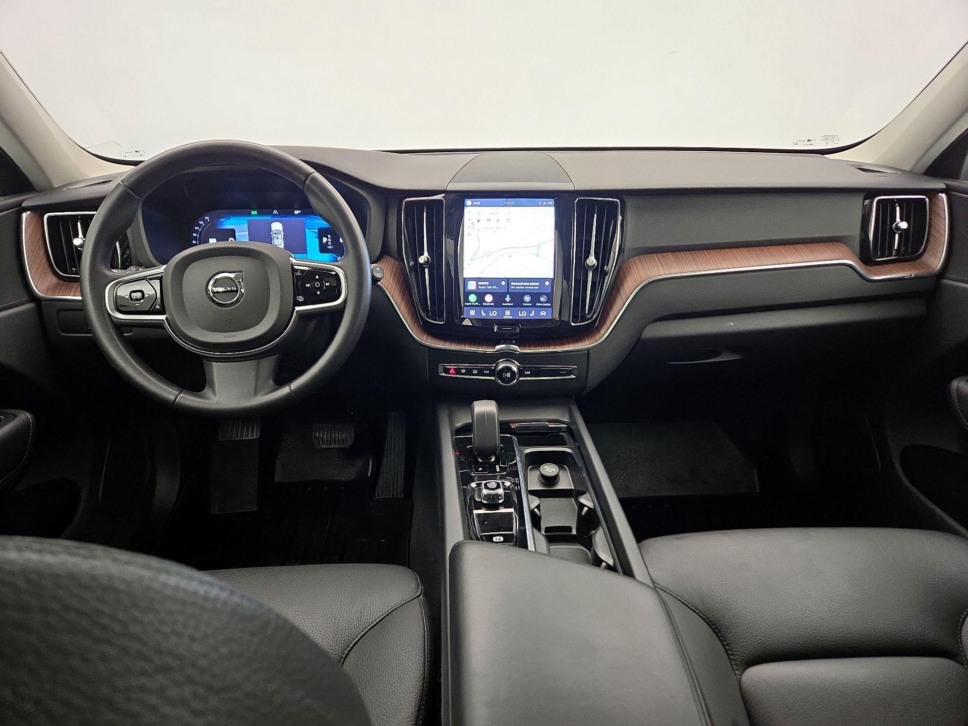 Thumbnail: 2023 Volvo XC60 - 9
