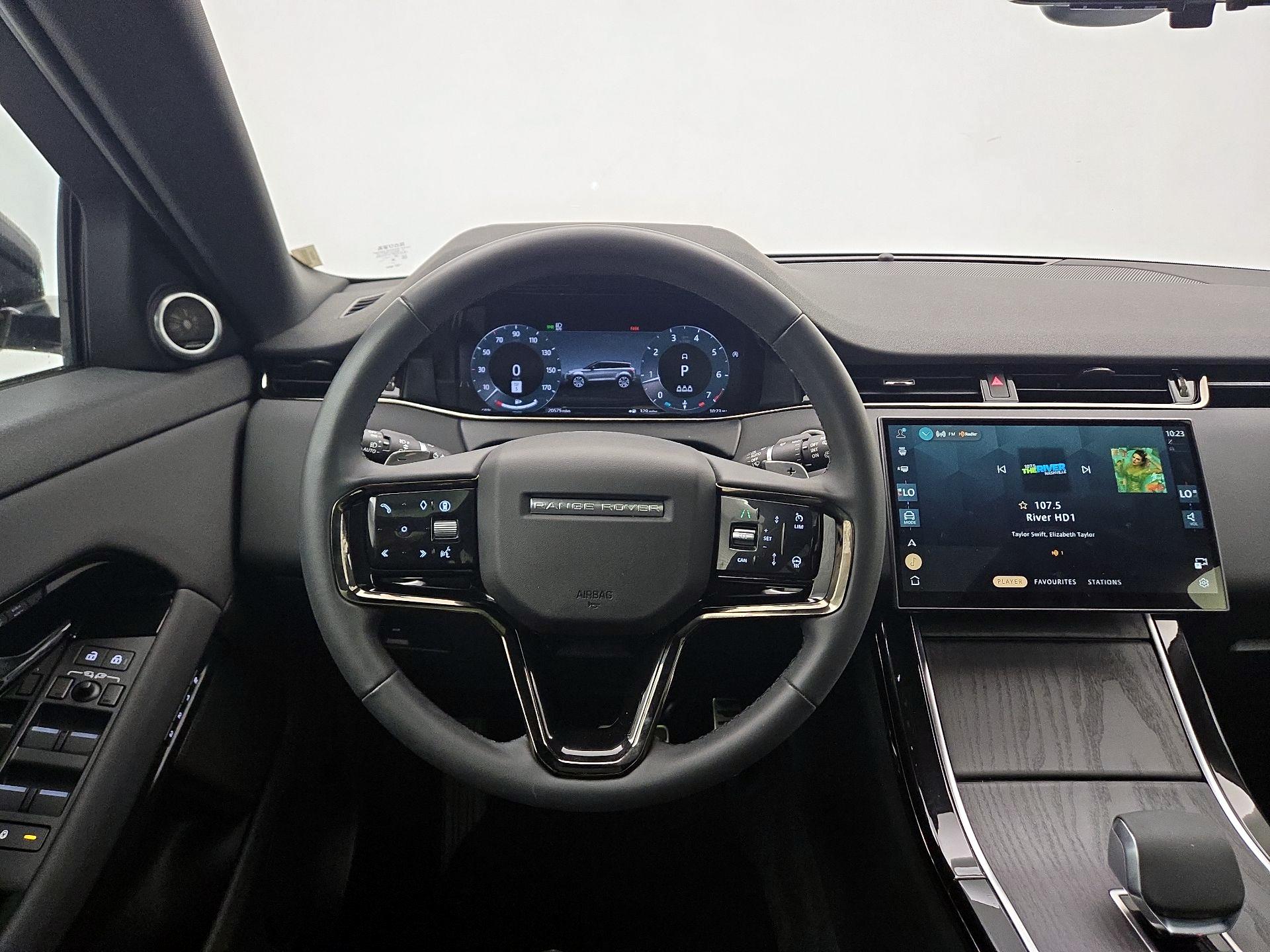Thumbnail: 2024 Land Rover Range Rover Evoque - 10