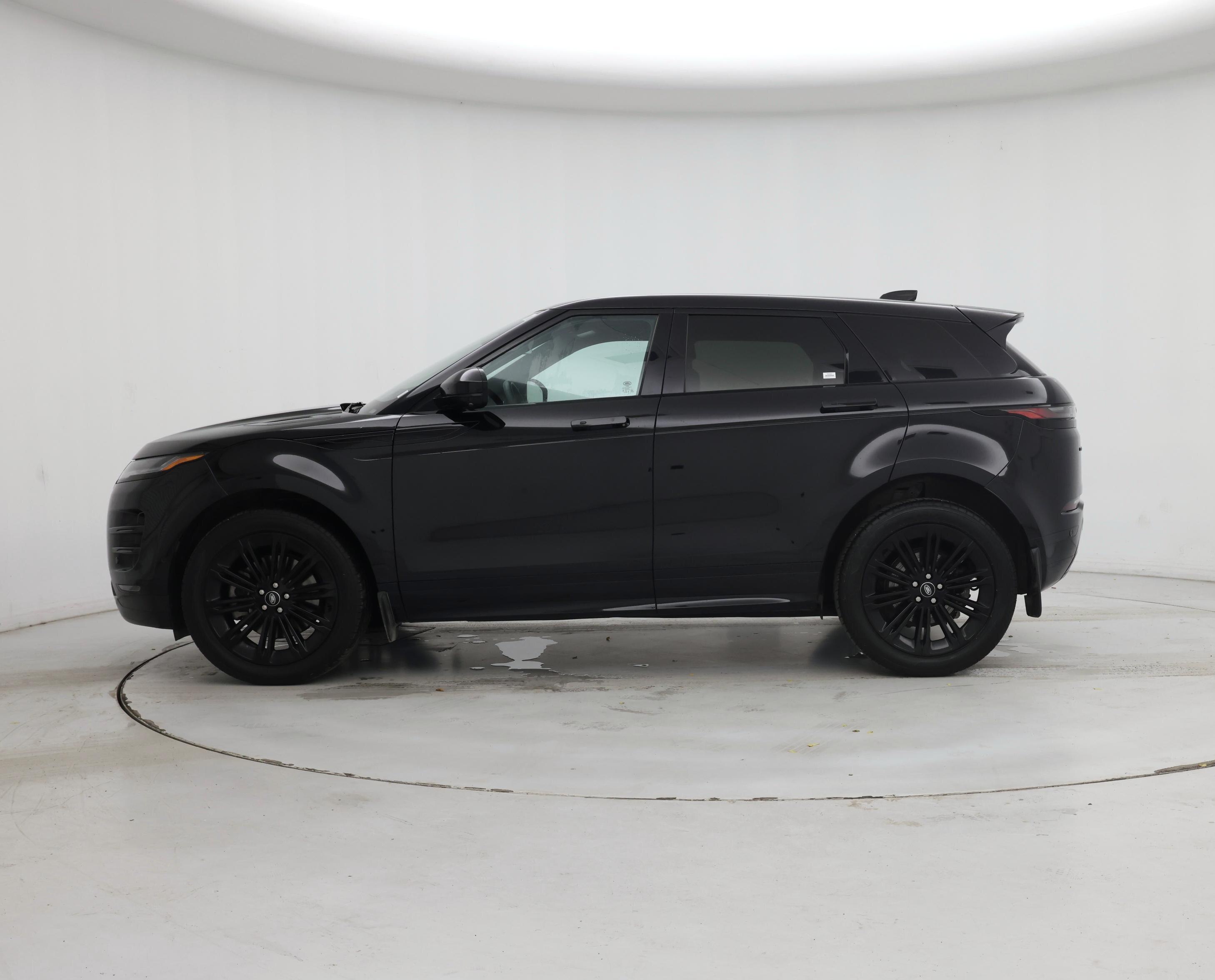 Thumbnail: 2024 Land Rover Range Rover Evoque - 3