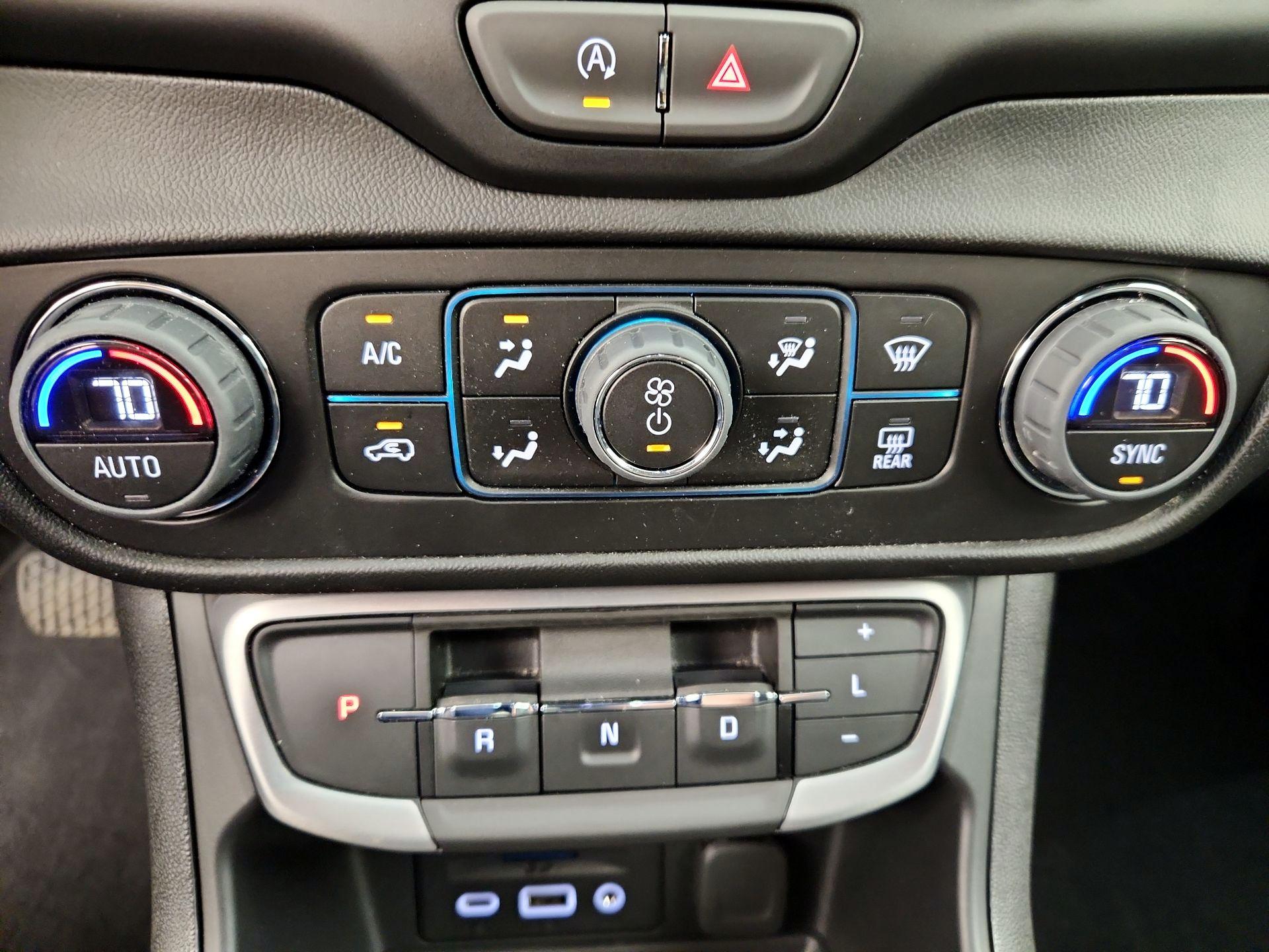 Thumbnail: 2023 GMC Terrain - 16