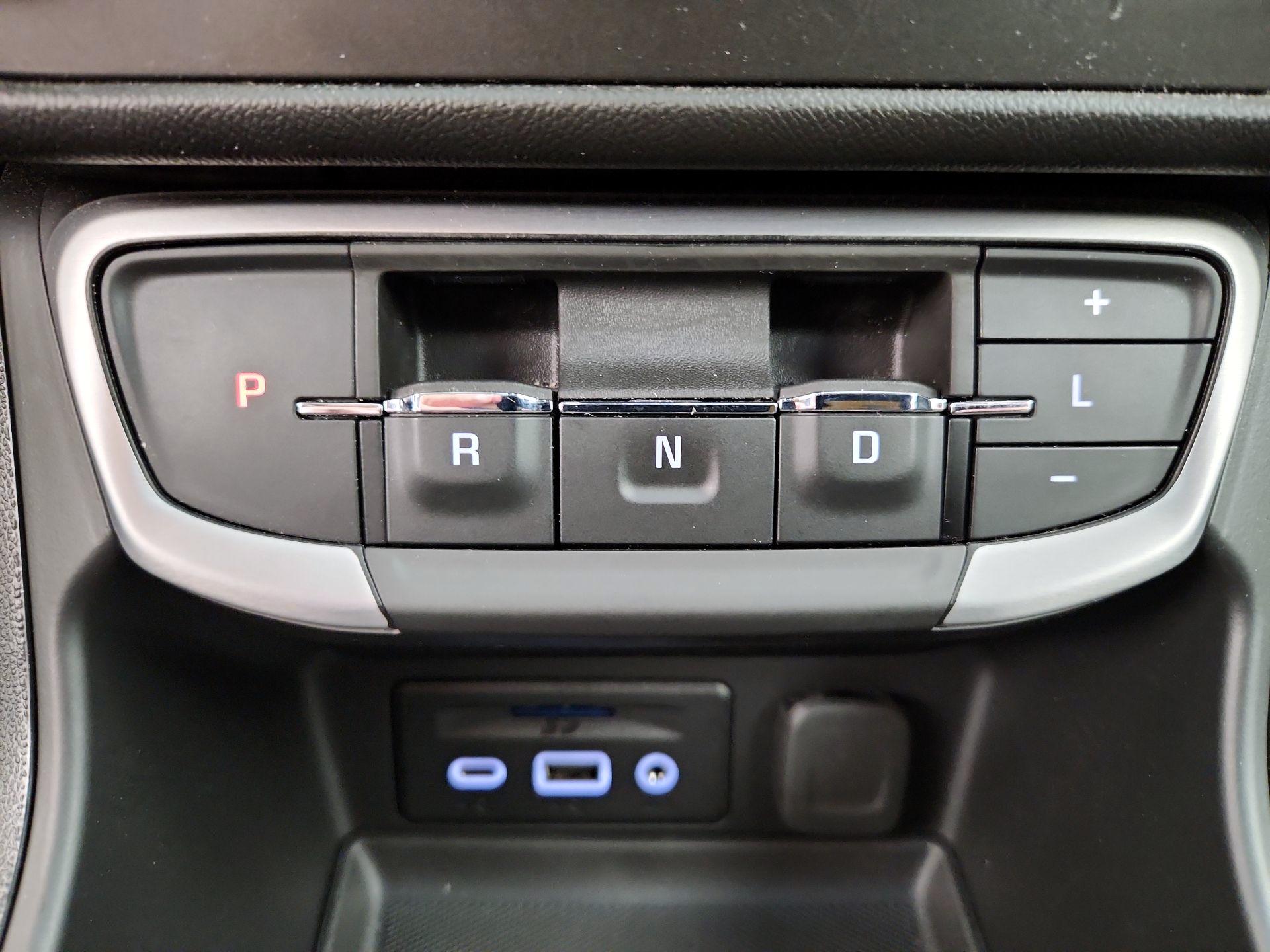 Thumbnail: 2023 GMC Terrain - 17