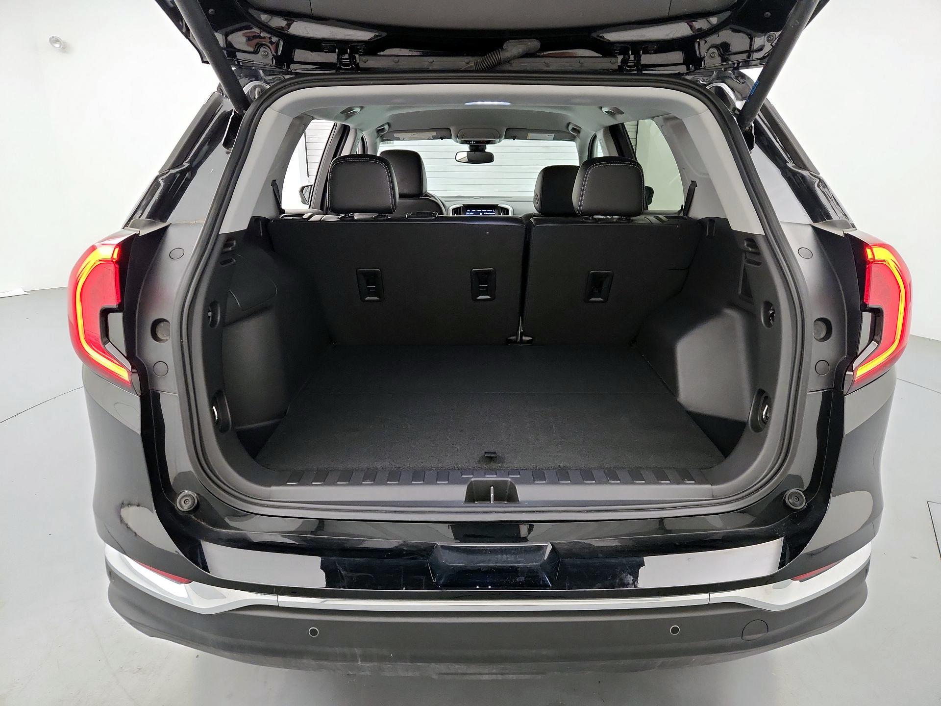 Thumbnail: 2023 GMC Terrain - 20