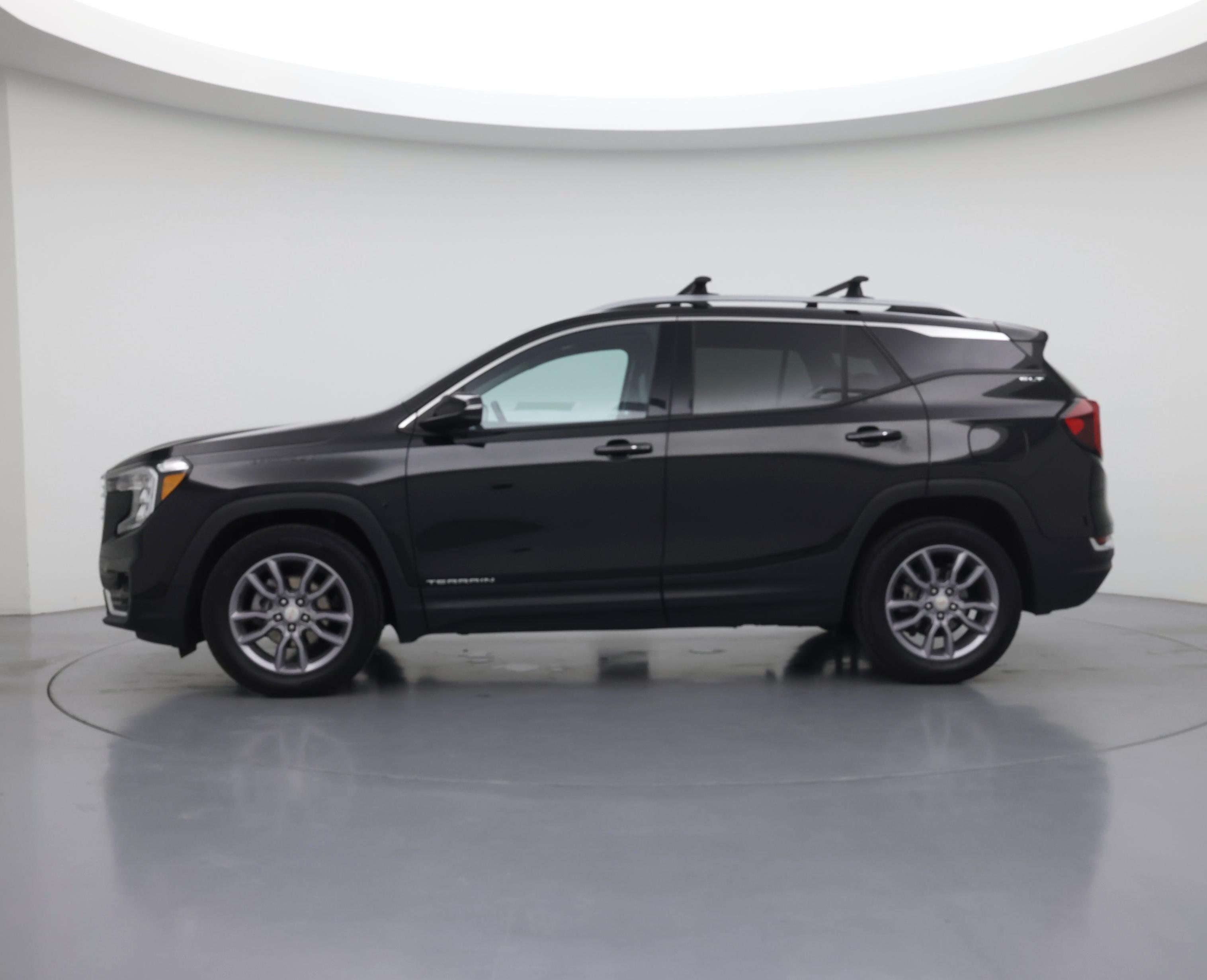Thumbnail: 2023 GMC Terrain - 3