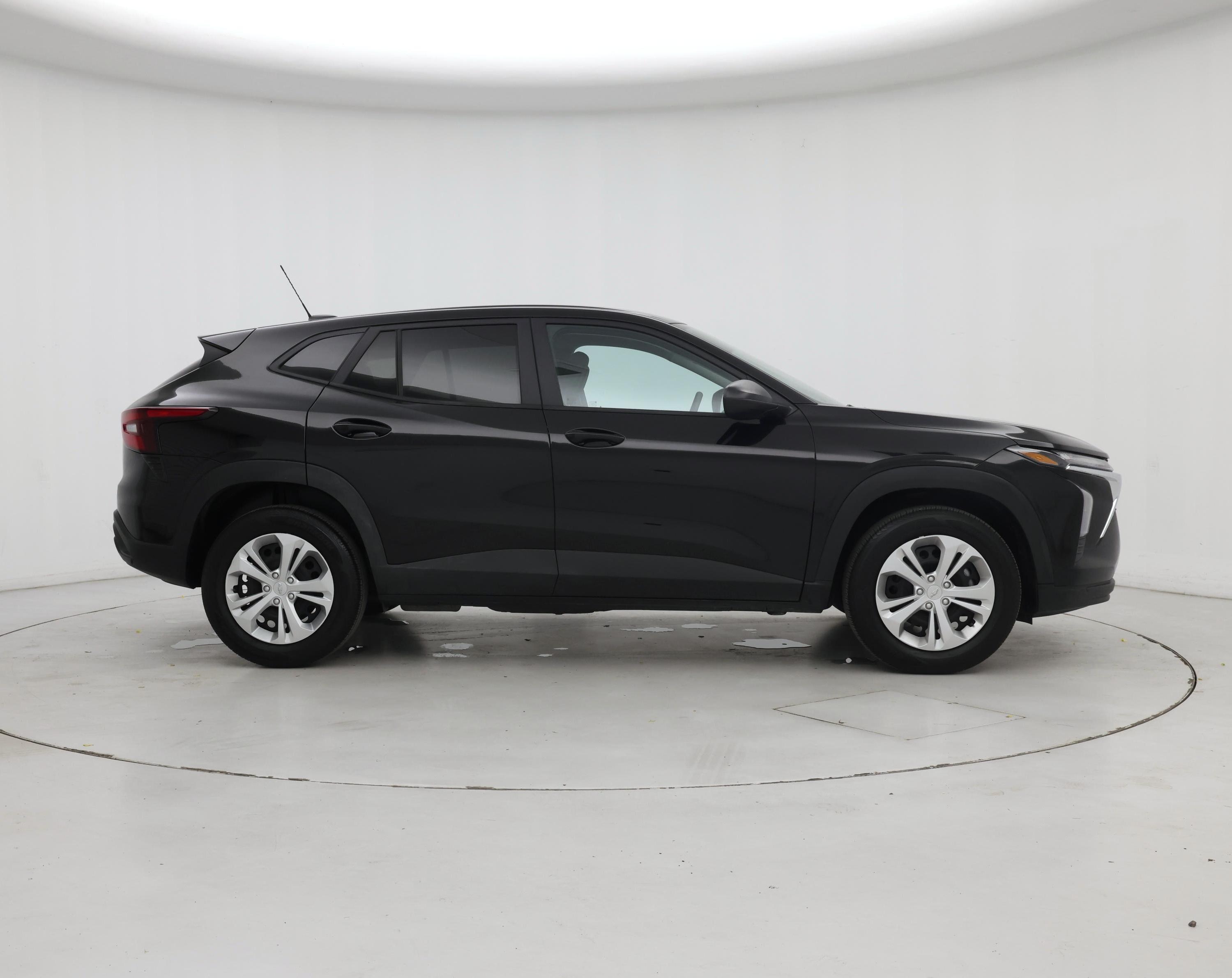 Thumbnail: 2025 Chevrolet Trax - 7