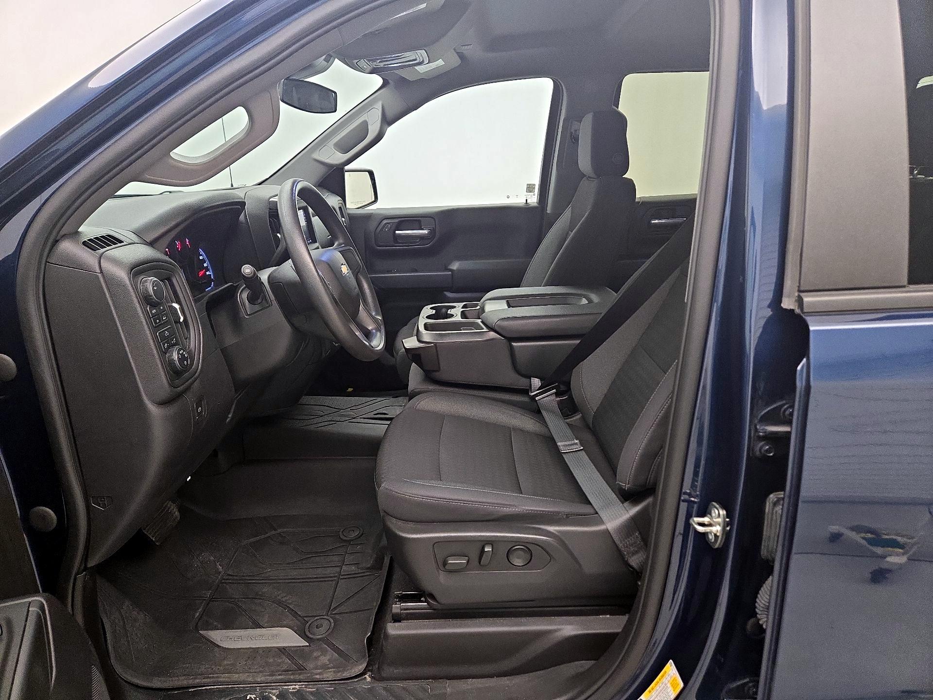 Thumbnail: 2023 Chevrolet Silverado 1500 - 11