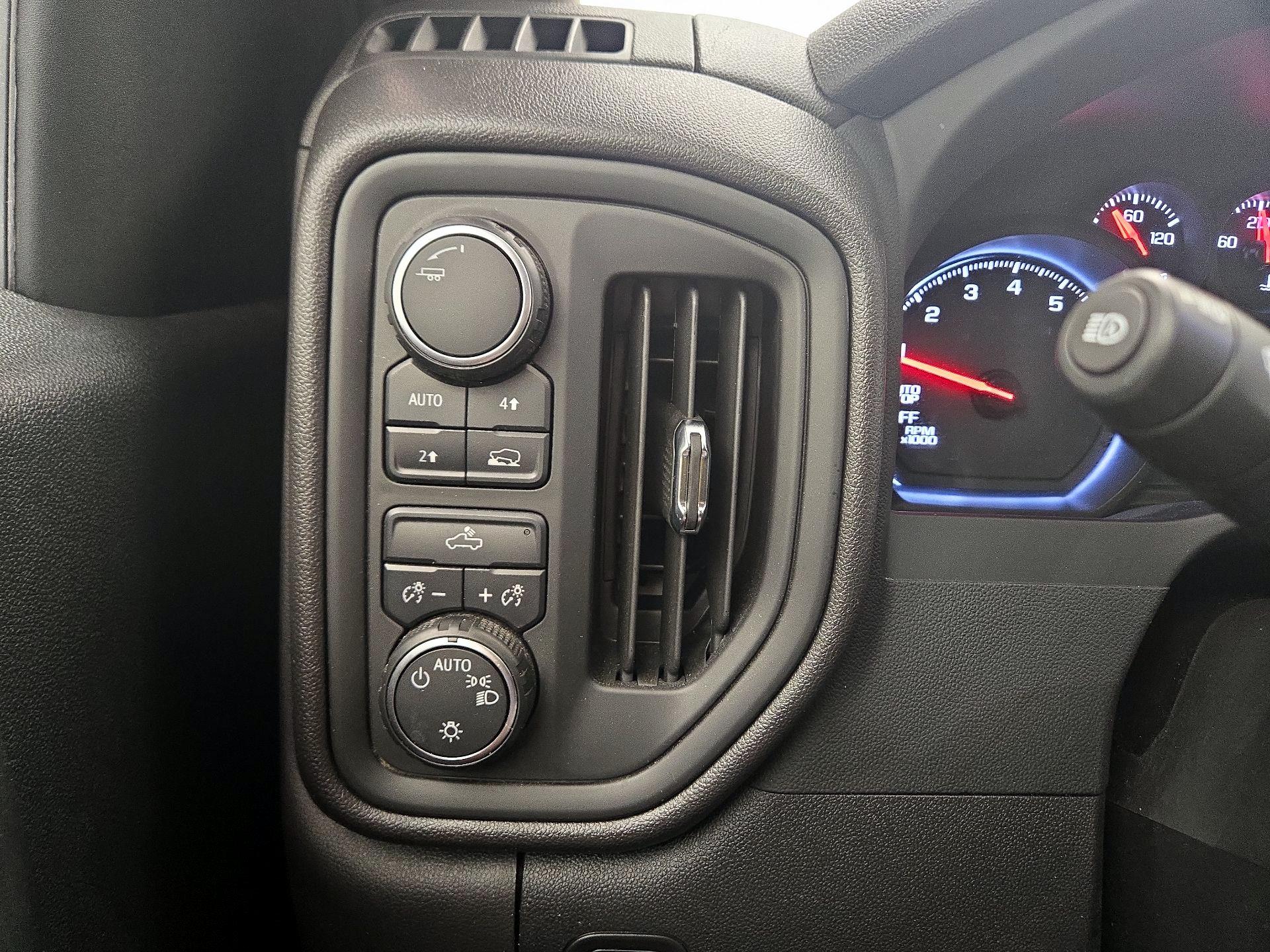 Thumbnail: 2023 Chevrolet Silverado 1500 - 13