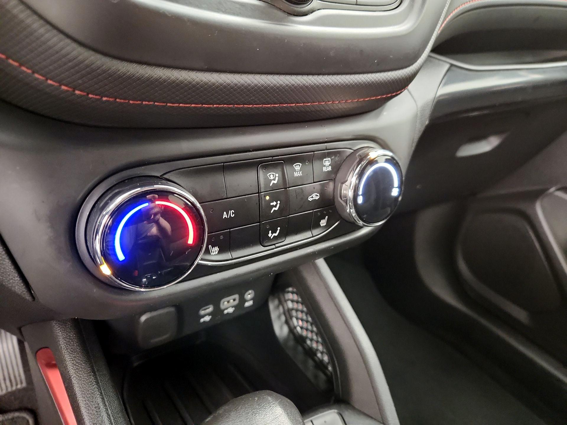 Thumbnail: 2022 Chevrolet TrailBlazer - 16
