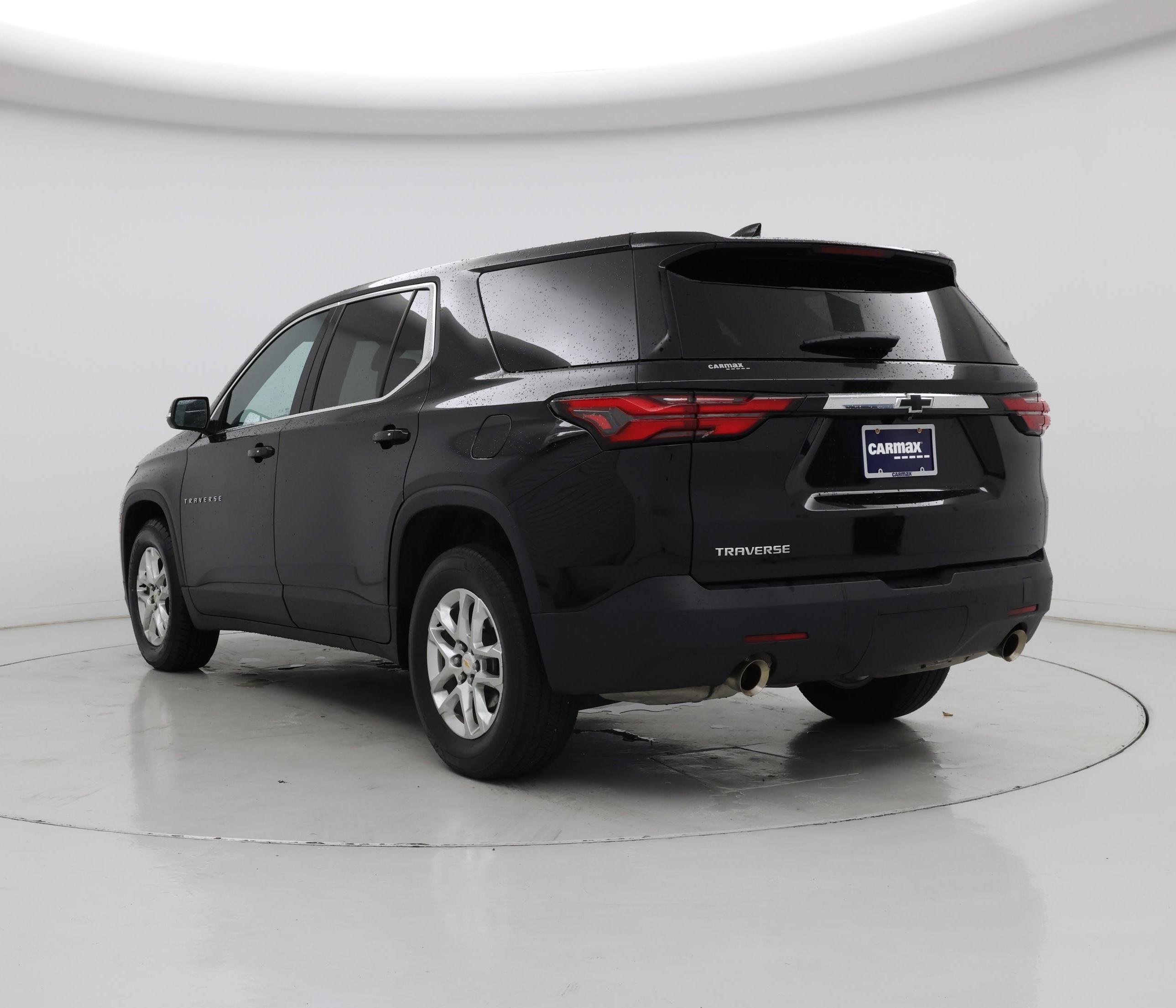 Thumbnail: 2023 Chevrolet Traverse - 2
