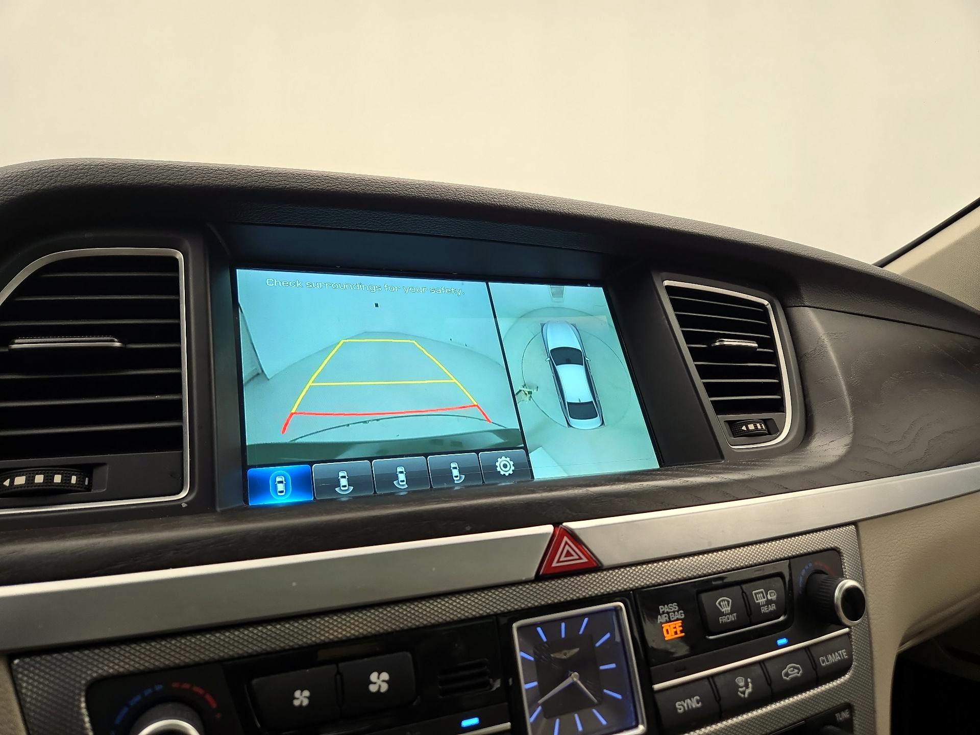 Thumbnail: 2018 Genesis G80 - 14