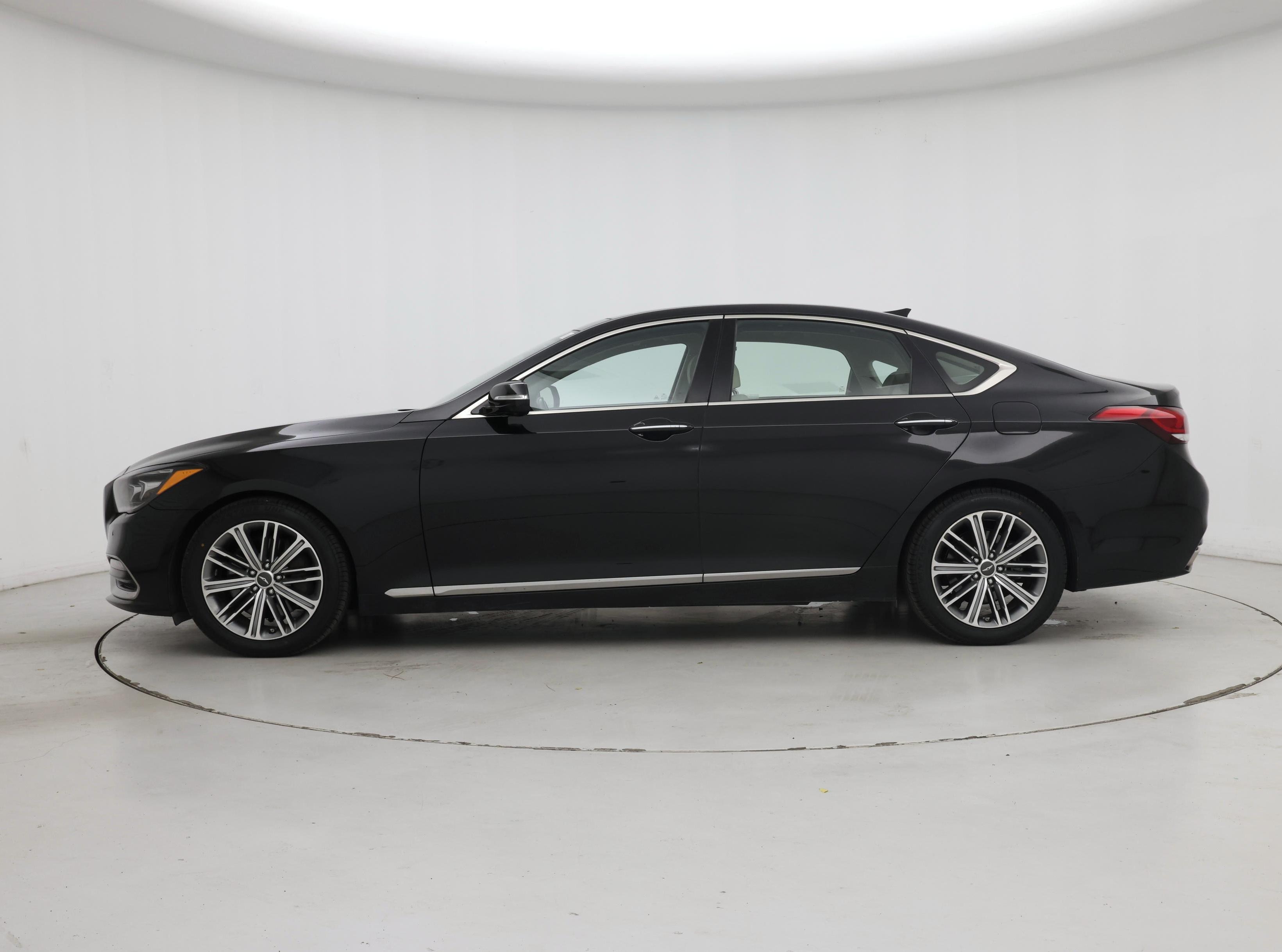 Thumbnail: 2018 Genesis G80 - 3