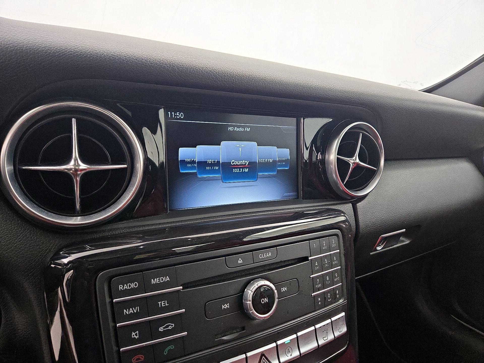 Thumbnail: 2017 Mercedes-Benz SLC - 15