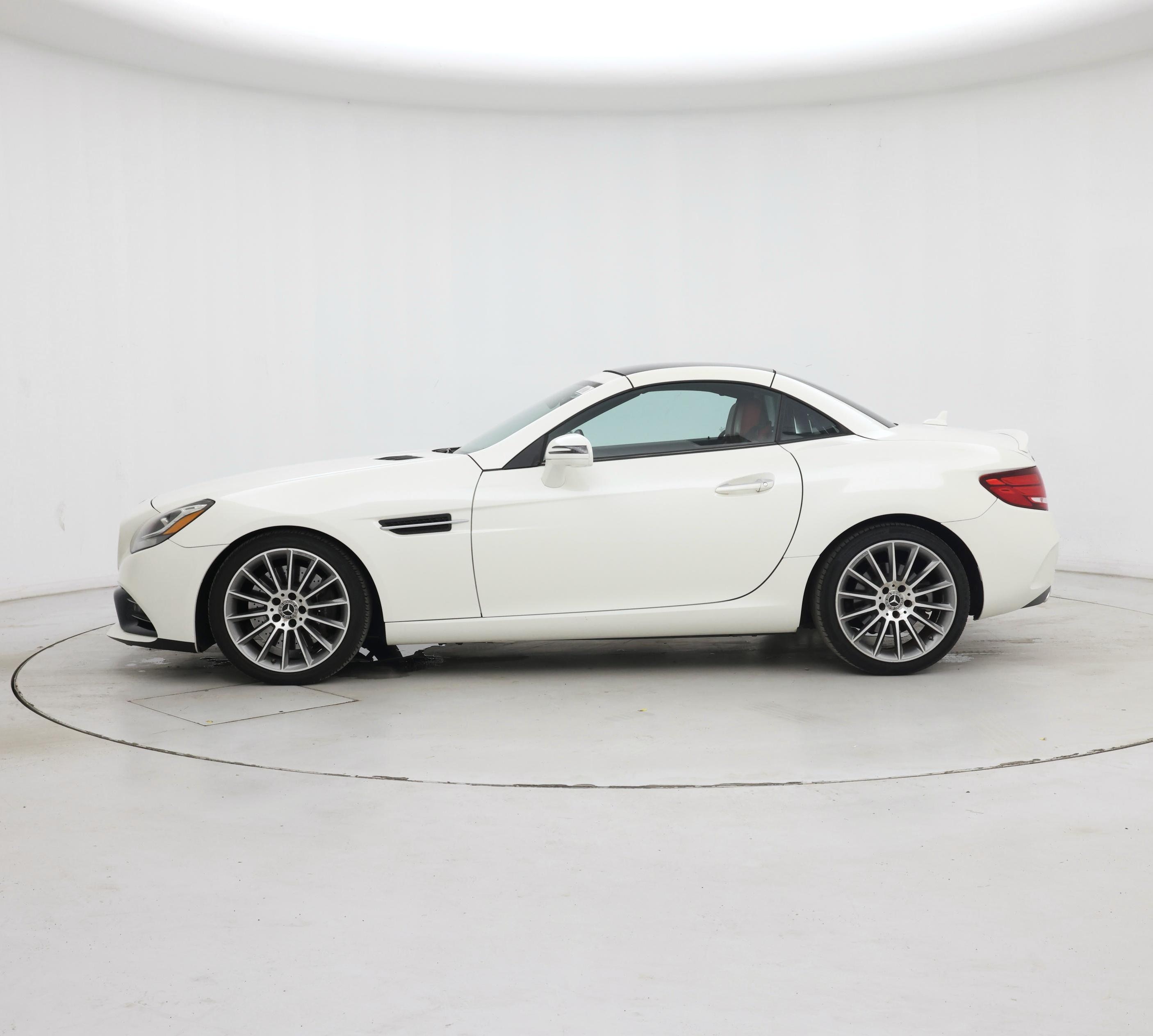 Thumbnail: 2017 Mercedes-Benz SLC - 3