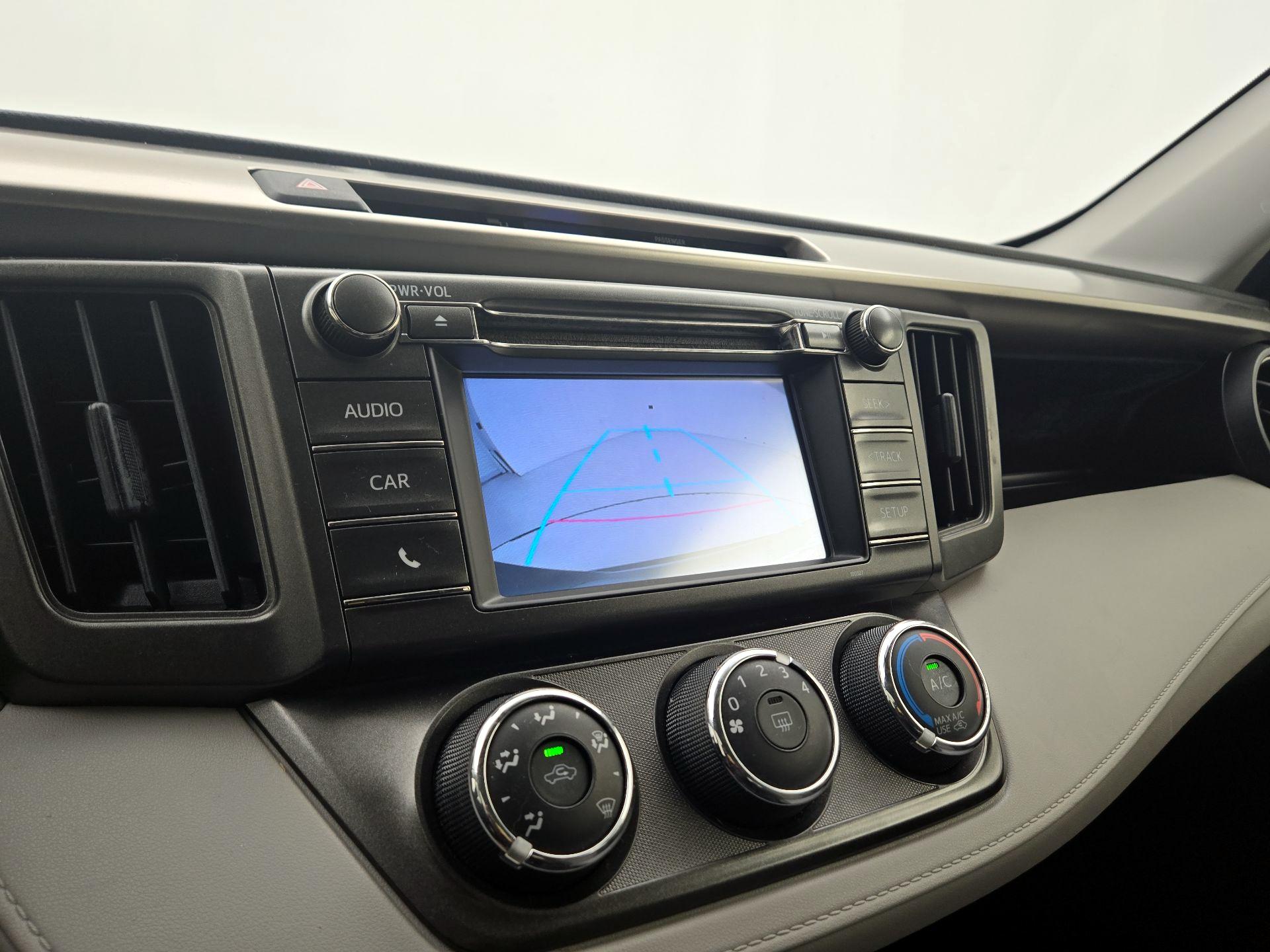 Thumbnail: 2014 Toyota RAV4 - 14