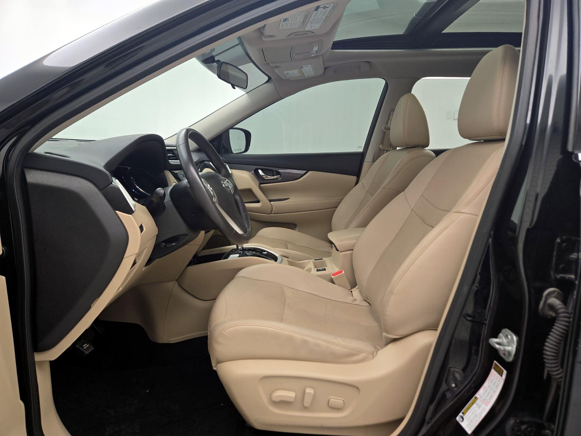 Thumbnail: 2016 Nissan Rogue - 11