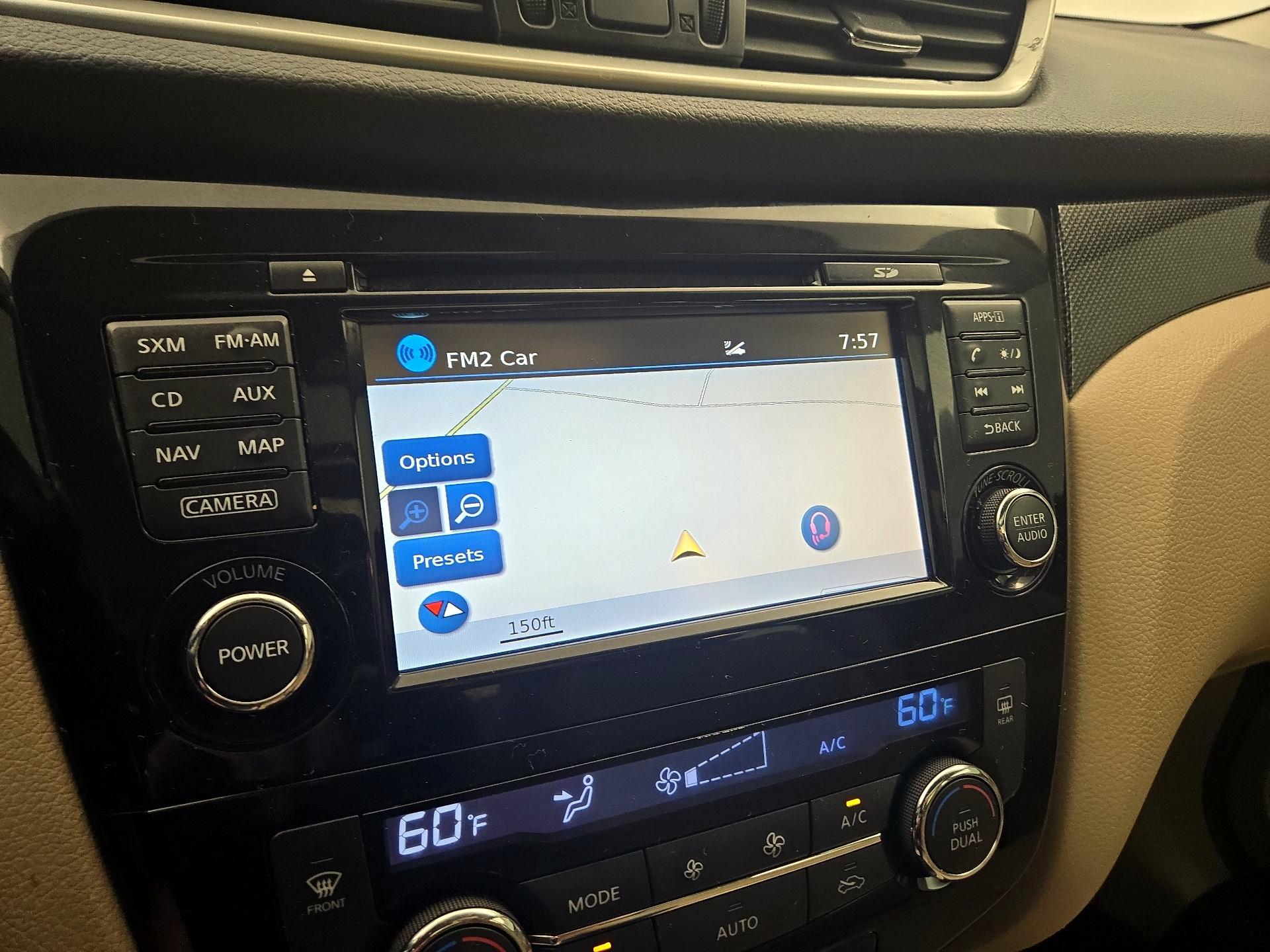 Thumbnail: 2016 Nissan Rogue - 14