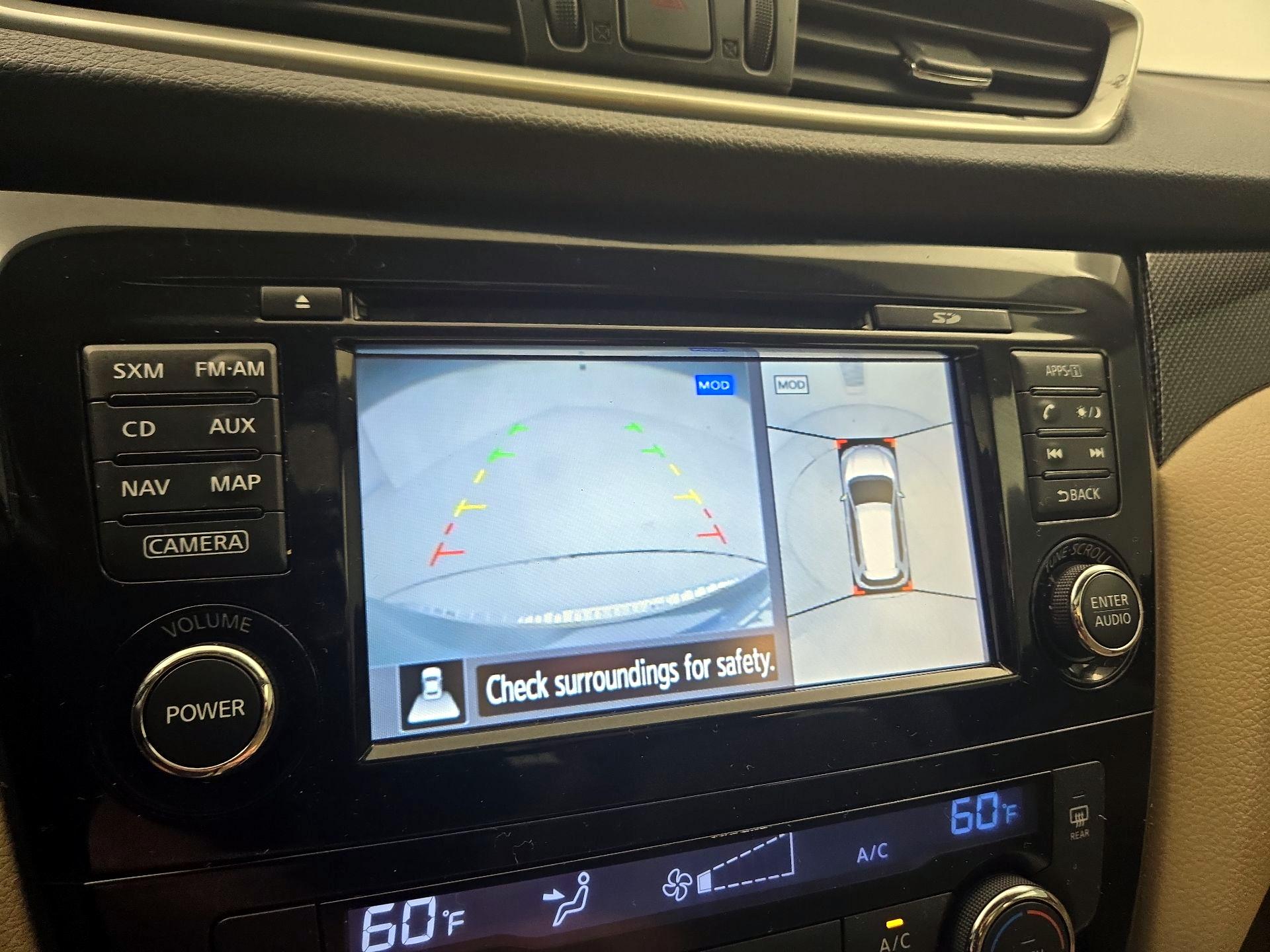 Thumbnail: 2016 Nissan Rogue - 15