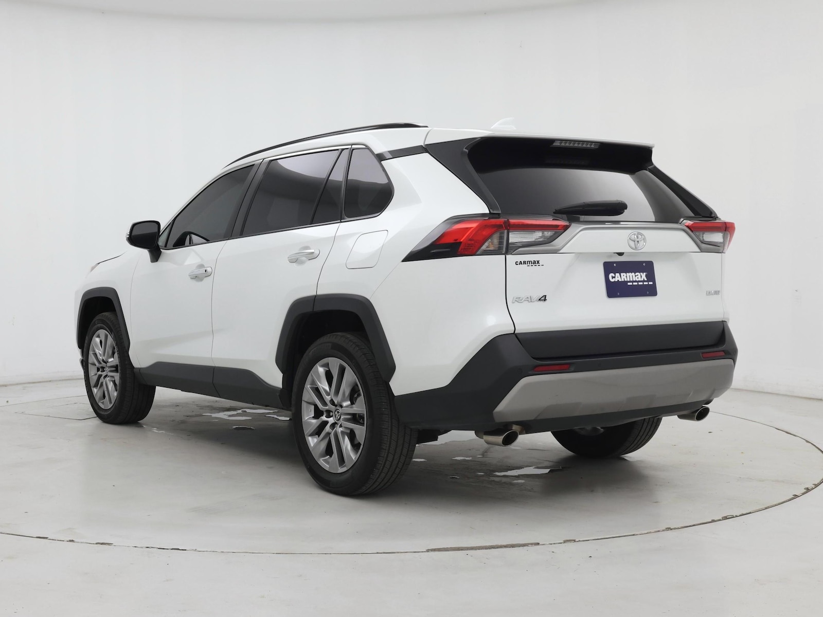 2023 Toyota RAV4 Limited - Photo 3