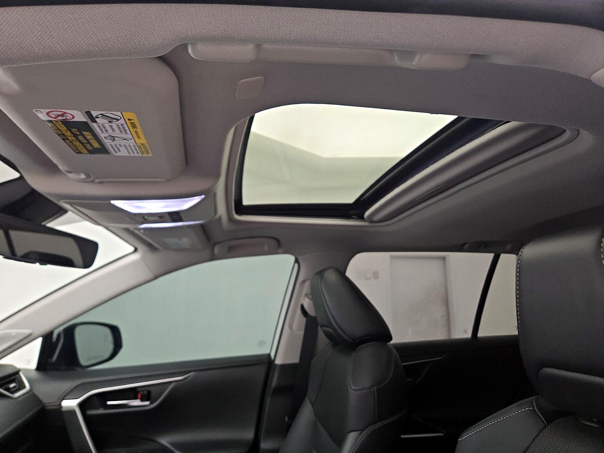 Thumbnail: 2023 Toyota RAV4 - 19