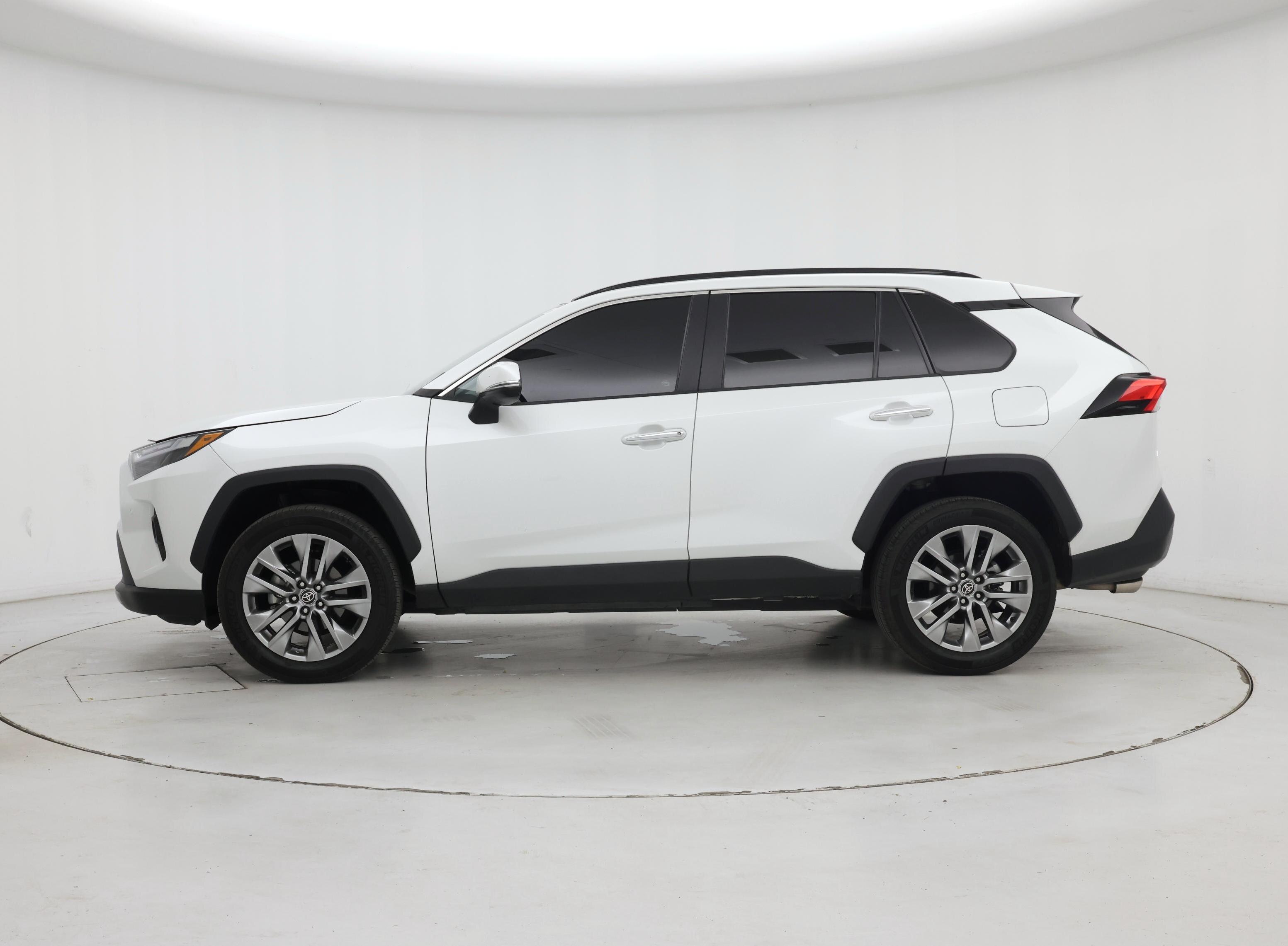 Thumbnail: 2023 Toyota RAV4 - 3