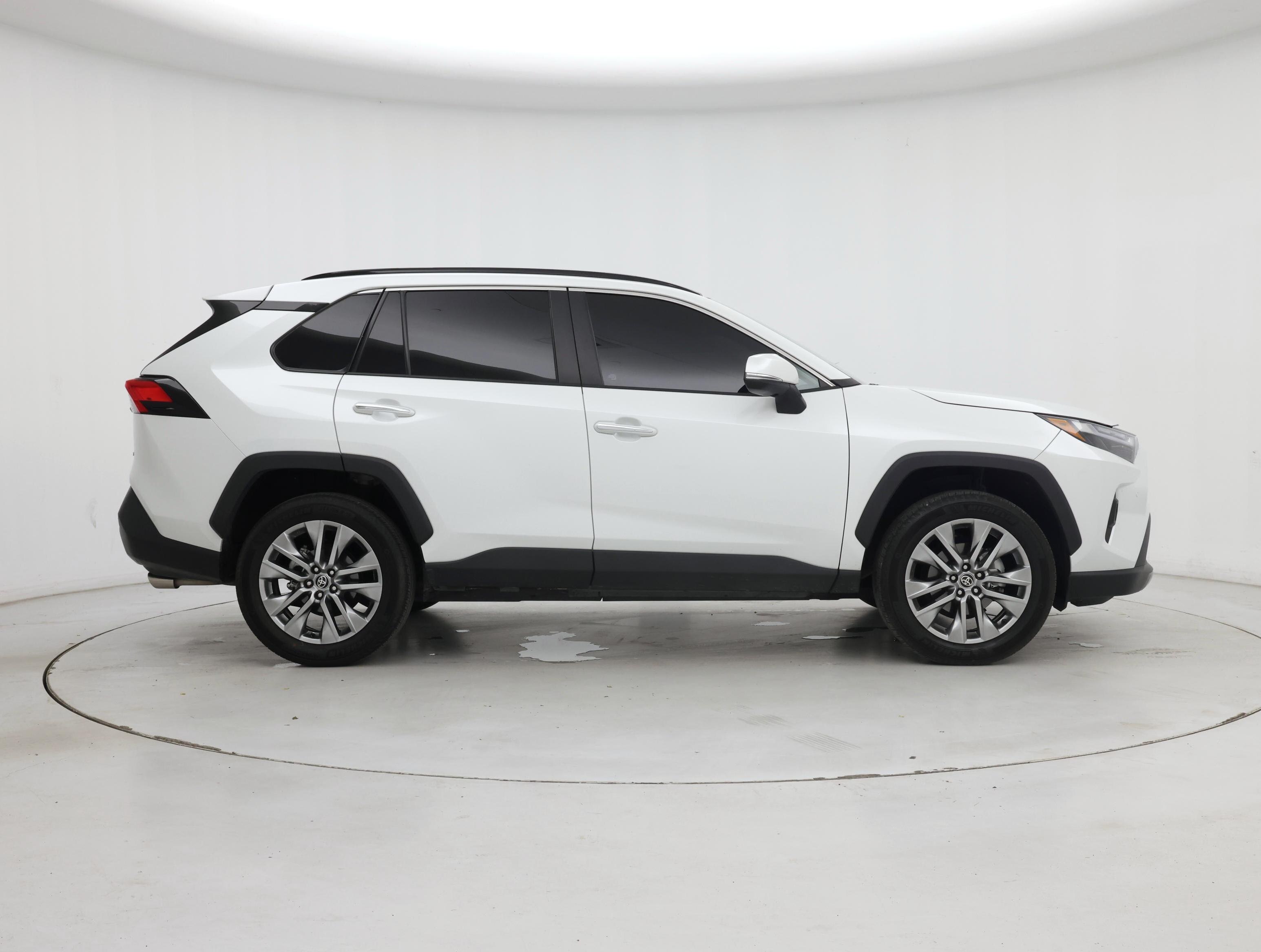 Thumbnail: 2023 Toyota RAV4 - 7