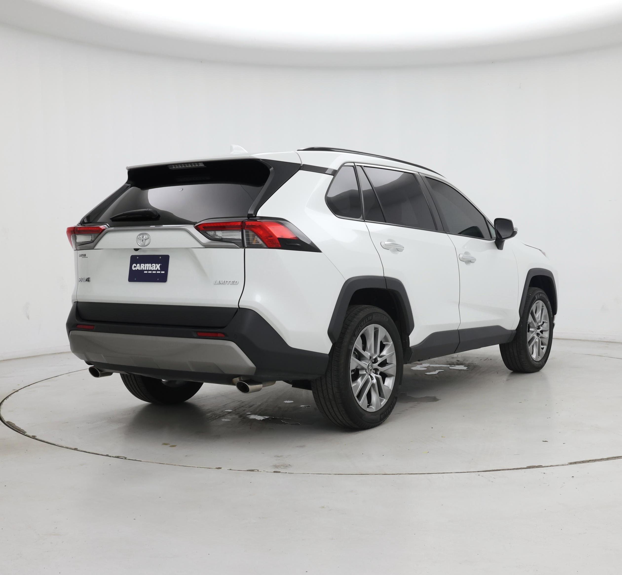 Thumbnail: 2023 Toyota RAV4 - 8