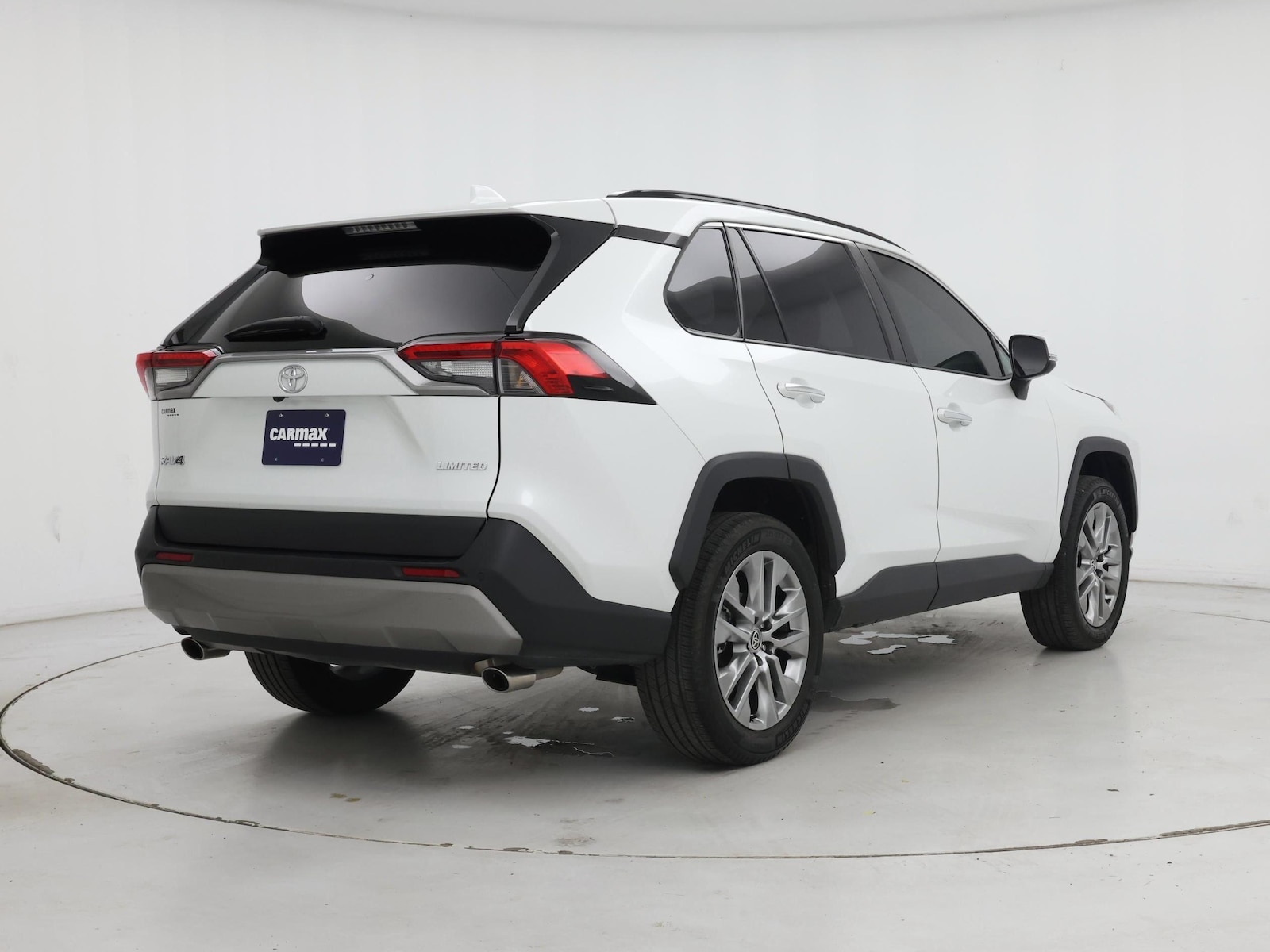 2023 Toyota RAV4 Limited - Photo 9