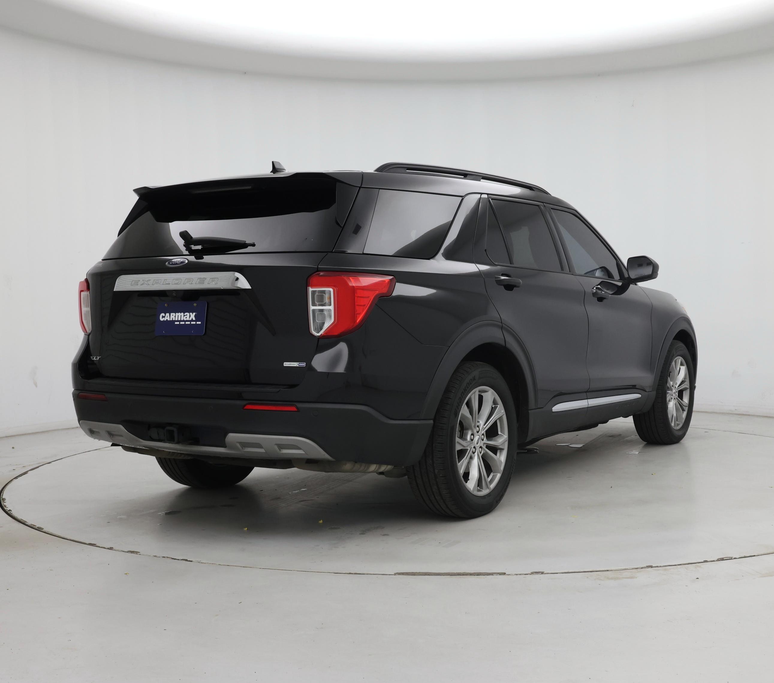 Thumbnail: 2020 Ford Explorer - 8