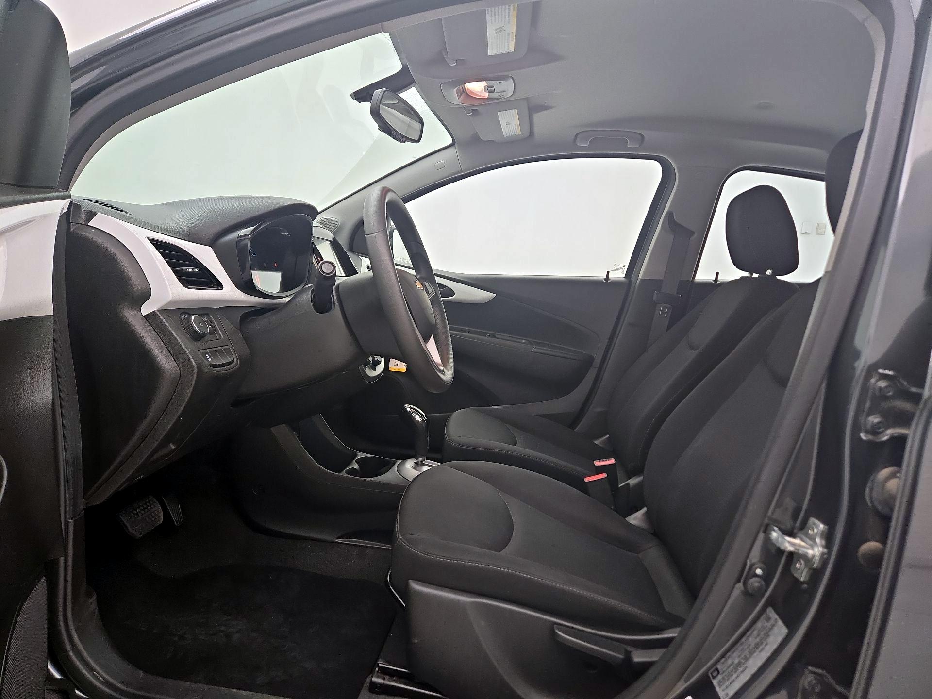 Thumbnail: 2017 Chevrolet Spark - 11